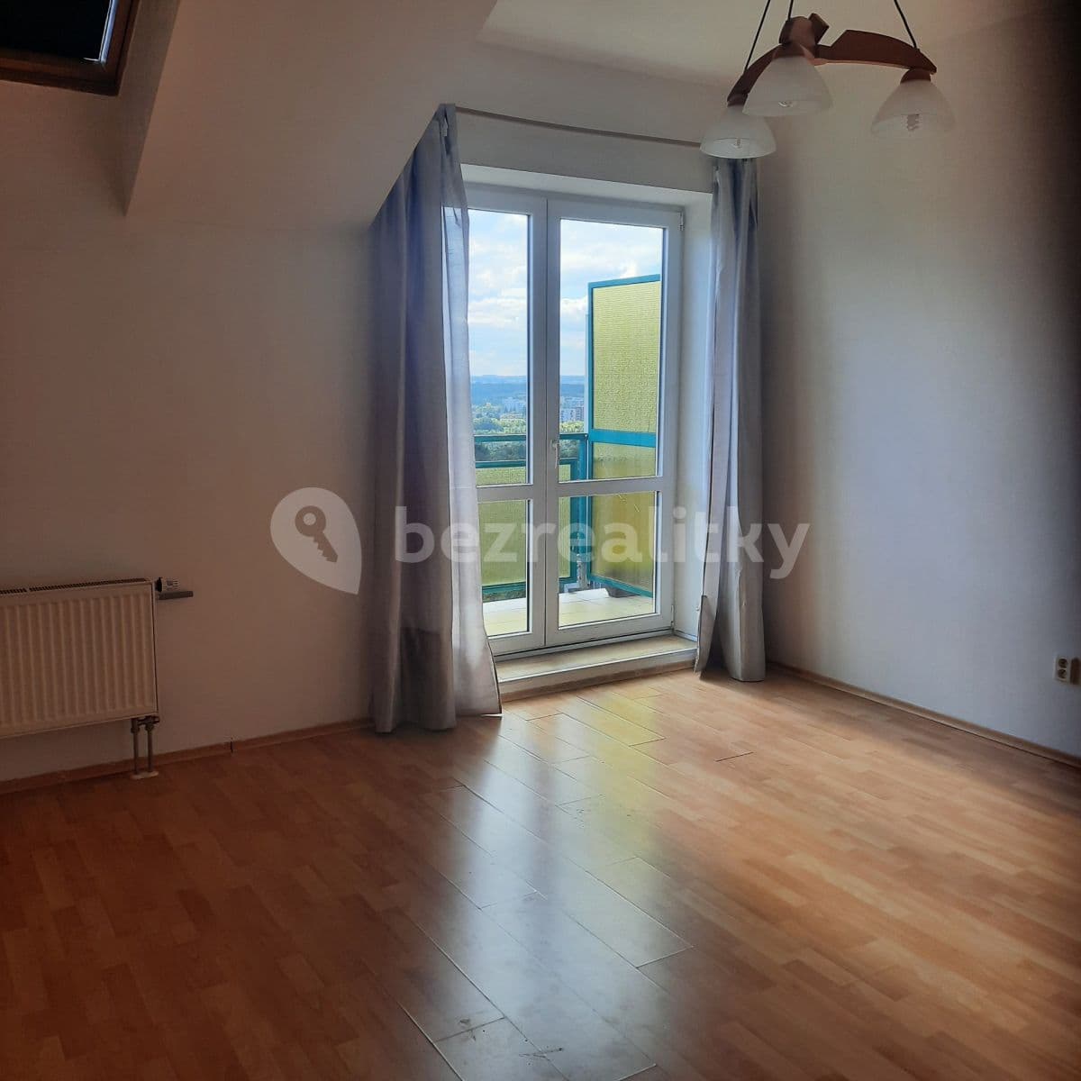 Prenájom bytu 1-izbový 34 m², Padovská, Praha, Praha Prenájom bytu 1-izbový 34 m², Padovská, Praha, Praha