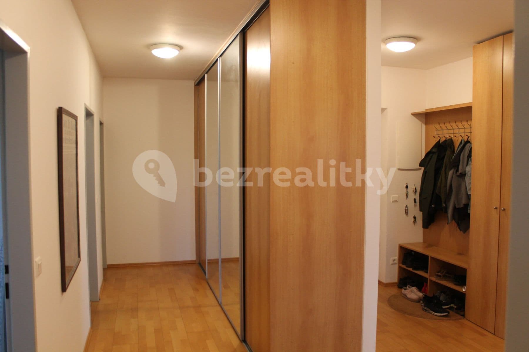 Prenájom bytu 4-izbový 103 m², Kostomlatská, Praha, Praha Prenájom bytu 4-izbový 103 m², Kostomlatská, Praha, Praha