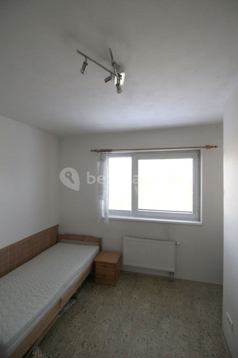 Prenájom bytu 4-izbový 103 m², Kostomlatská, Praha, Praha Prenájom bytu 4-izbový 103 m², Kostomlatská, Praha, Praha