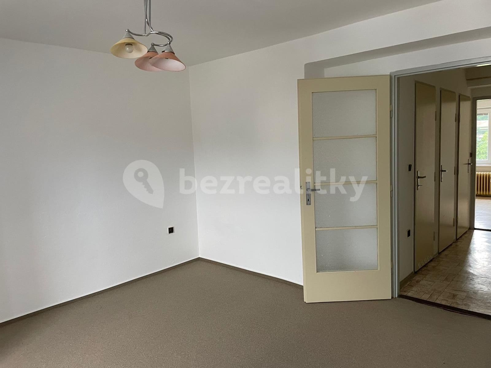 Prenájom bytu 1-izbový 46 m², Komenského, Náchod, Královéhradecký kraj Prenájom bytu 1-izbový 46 m², Komenského, Náchod, Královéhradecký kraj