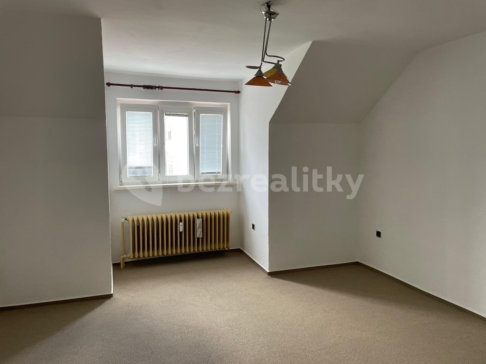 Prenájom bytu 1-izbový 46 m², Komenského, Náchod, Královéhradecký kraj Prenájom bytu 1-izbový 46 m², Komenského, Náchod, Královéhradecký kraj
