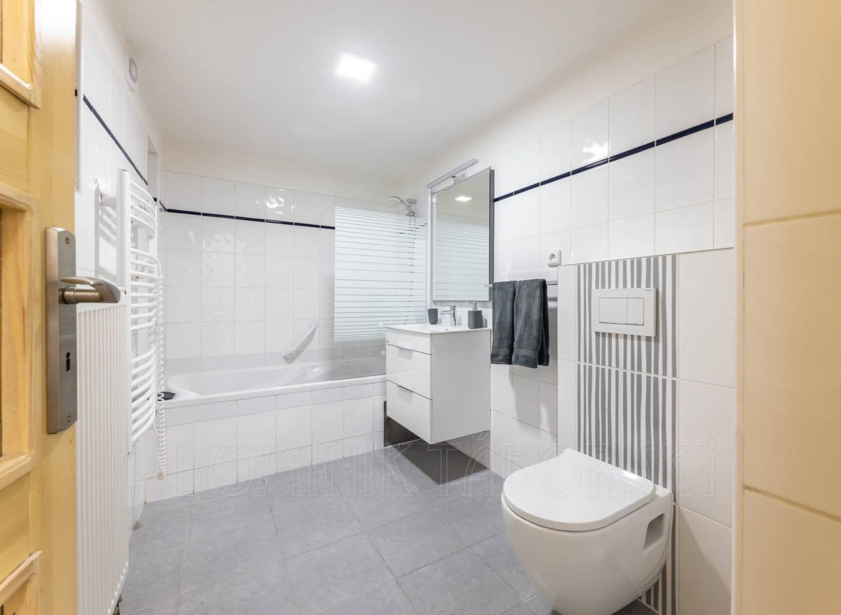 Prenájom bytu 75 m², Karlova, Praha, Praha Prenájom bytu 75 m², Karlova, Praha, Praha