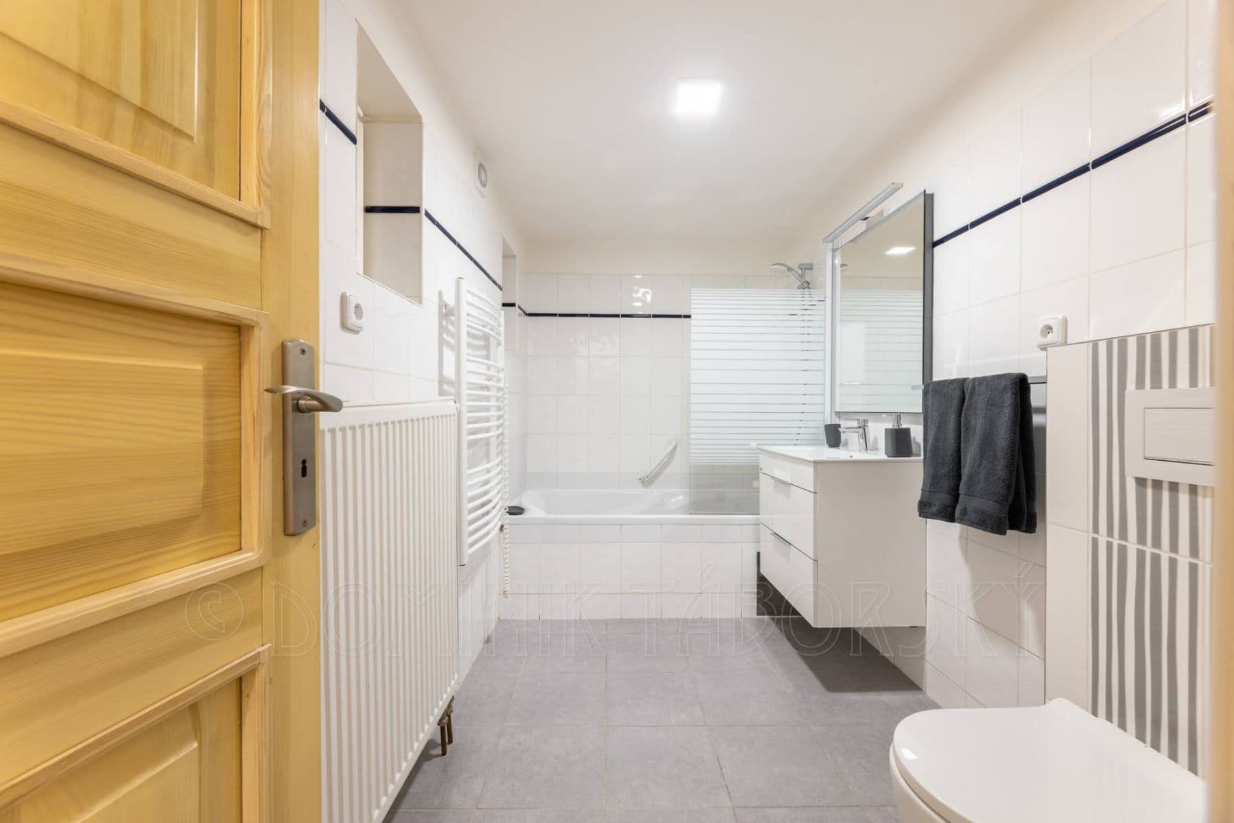 Prenájom bytu 75 m², Karlova, Praha, Praha Prenájom bytu 75 m², Karlova, Praha, Praha