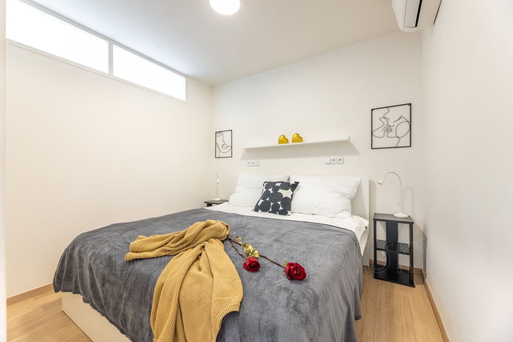 Prenájom bytu 75 m², Karlova, Praha, Praha Prenájom bytu 75 m², Karlova, Praha, Praha