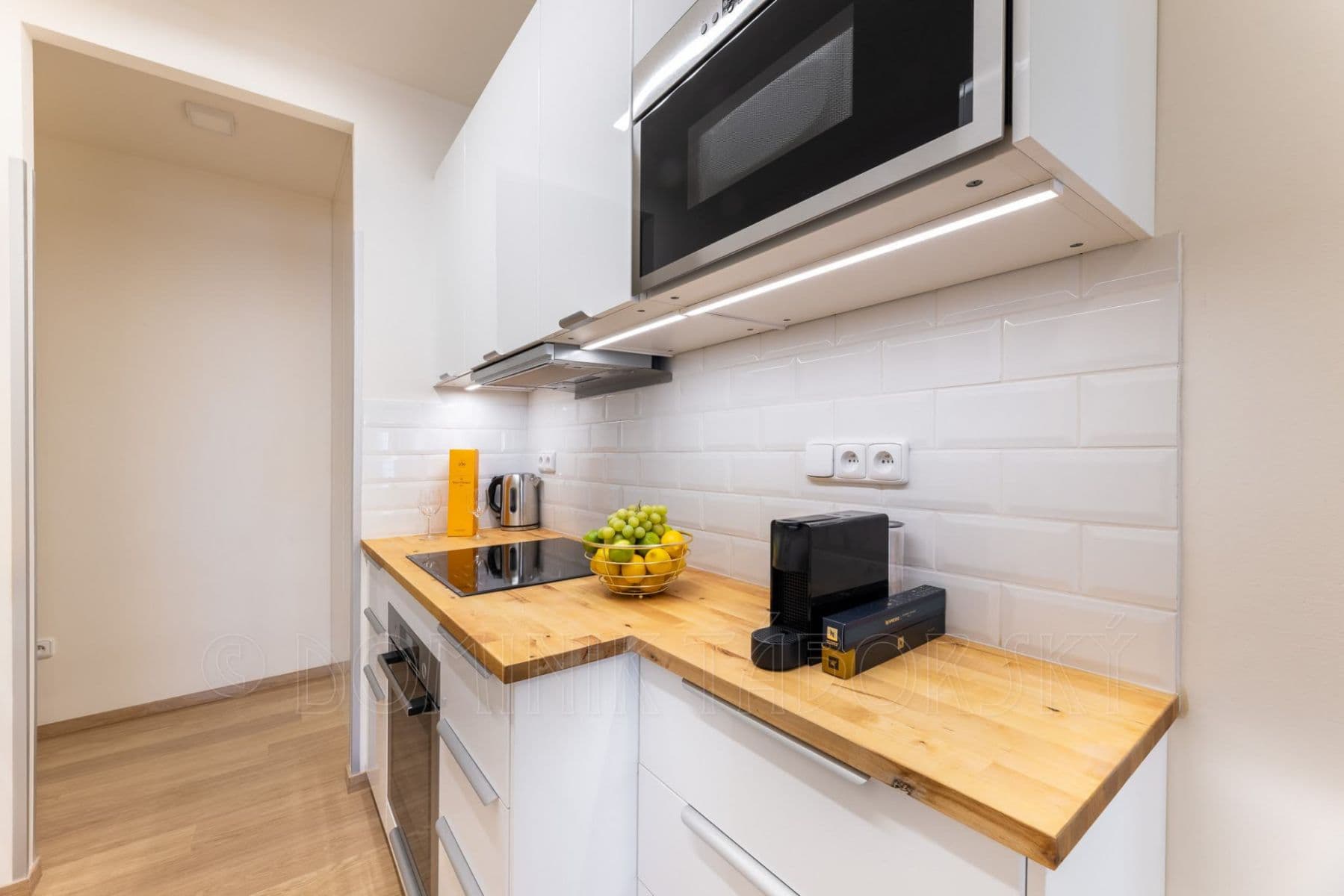 Prenájom bytu 75 m², Karlova, Praha, Praha Prenájom bytu 75 m², Karlova, Praha, Praha