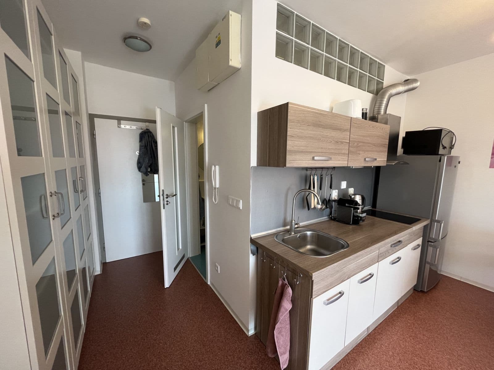 Prenájom bytu 30 m², Švihovská, Praha, Praha Prenájom bytu 30 m², Švihovská, Praha, Praha