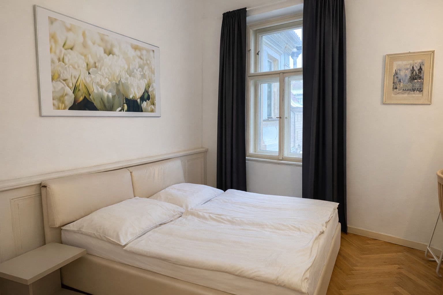 Prenájom bytu 76 m², Týnská ulička, Praha, Praha Prenájom bytu 76 m², Týnská ulička, Praha, Praha