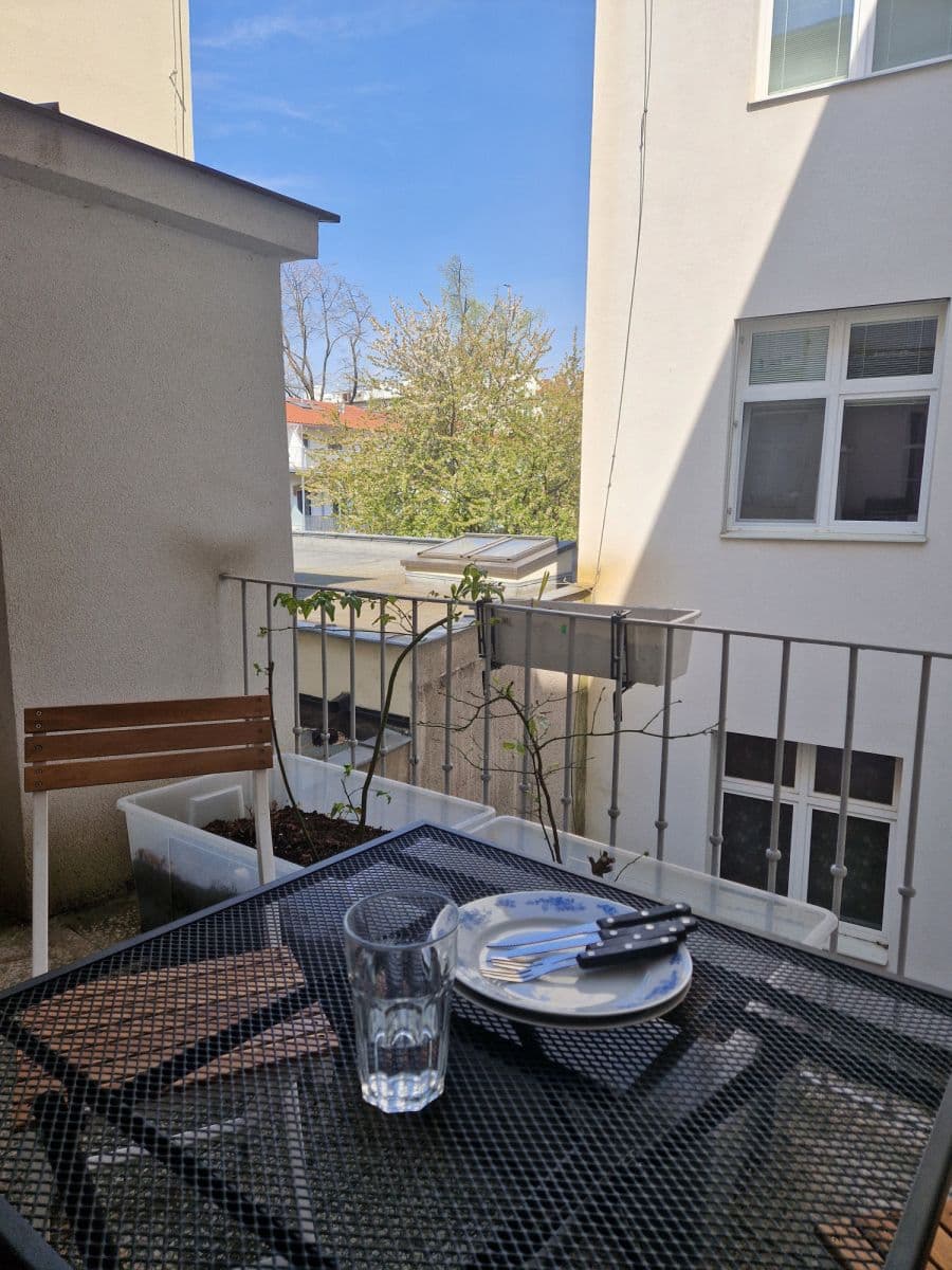 Prenájom bytu 107 m², Pionýrská, Brno, Jihomoravský kraj Prenájom bytu 107 m², Pionýrská, Brno, Jihomoravský kraj