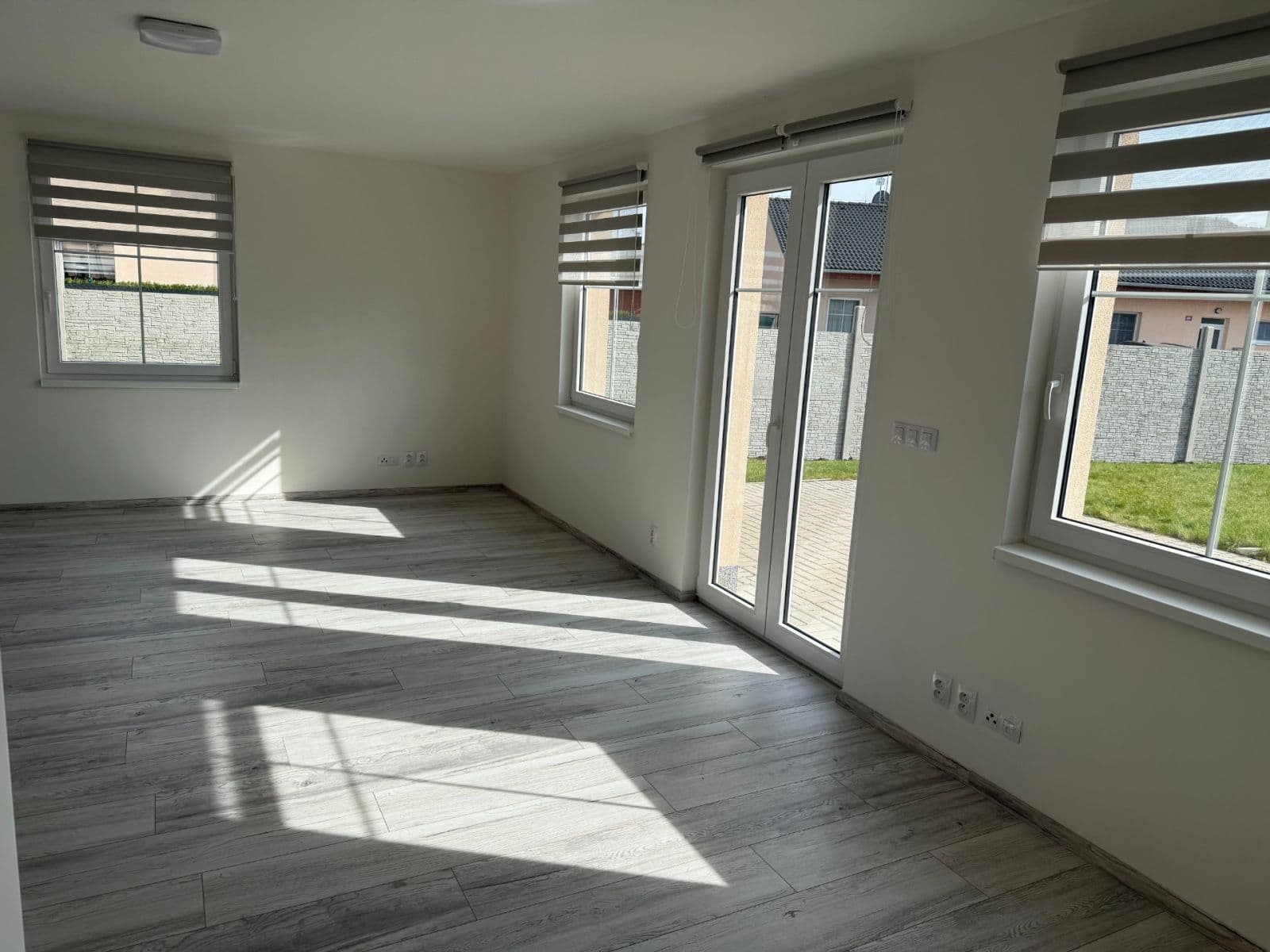 Prenájom domu 130 m², pozemok 305 m², Kozomínská, Postřižín, Středočeský kraj Prenájom domu 130 m², pozemok 305 m², Kozomínská, Postřižín, Středočeský kraj