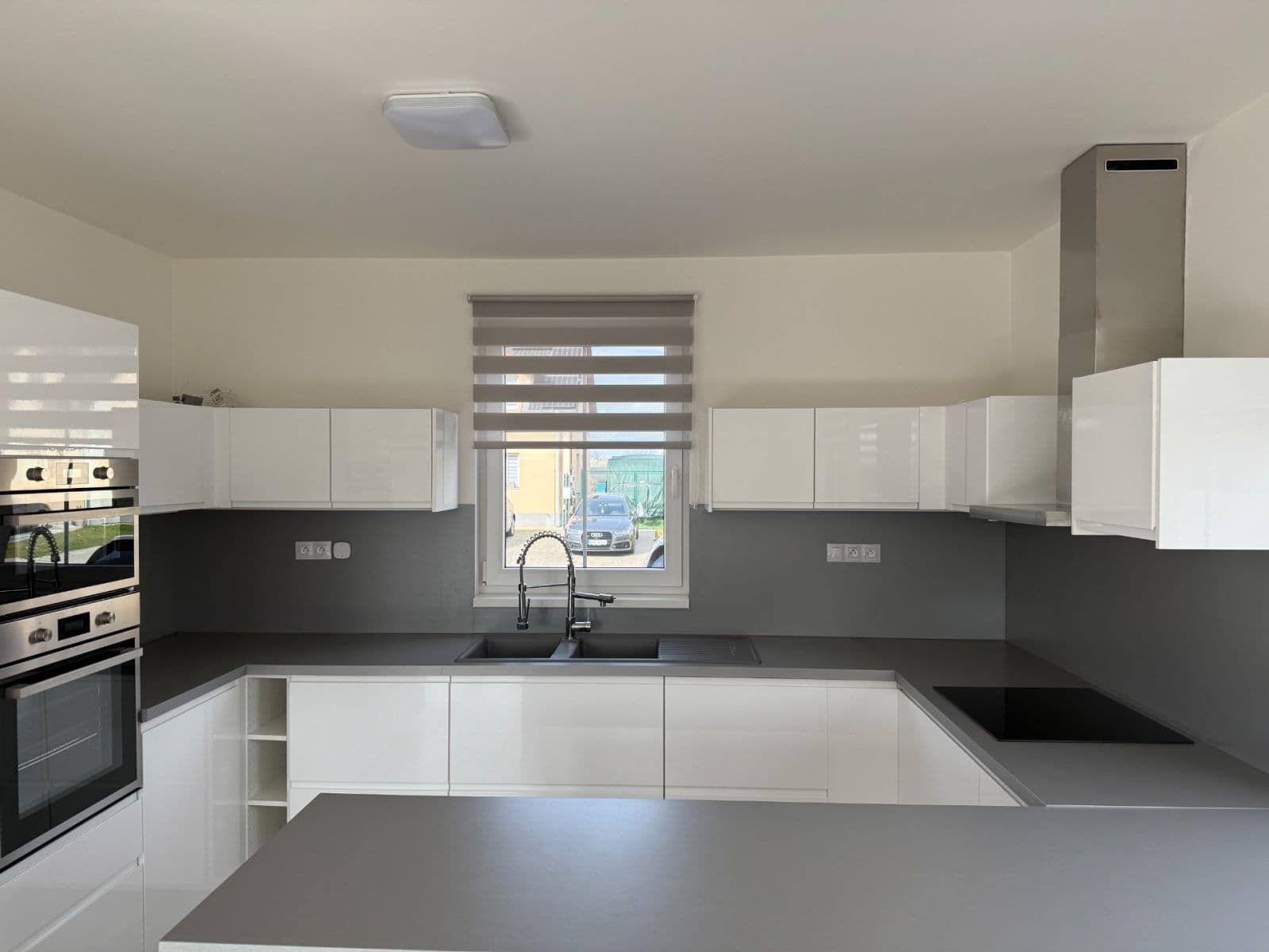 Prenájom domu 130 m², pozemok 305 m², Kozomínská, Postřižín, Středočeský kraj Prenájom domu 130 m², pozemok 305 m², Kozomínská, Postřižín, Středočeský kraj