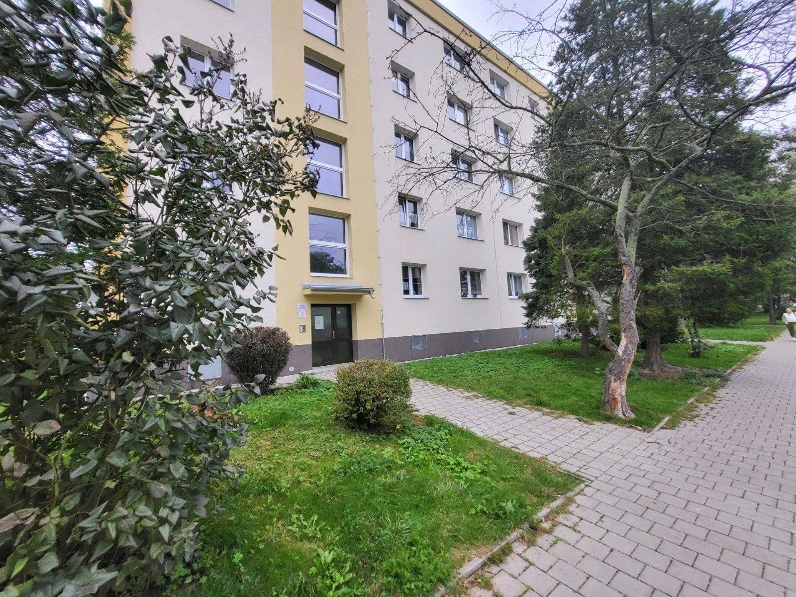 Prenájom bytu 2-izbový 55 m², Holubova, Karviná, Moravskoslezský kraj Prenájom bytu 2-izbový 55 m², Holubova, Karviná, Moravskoslezský kraj