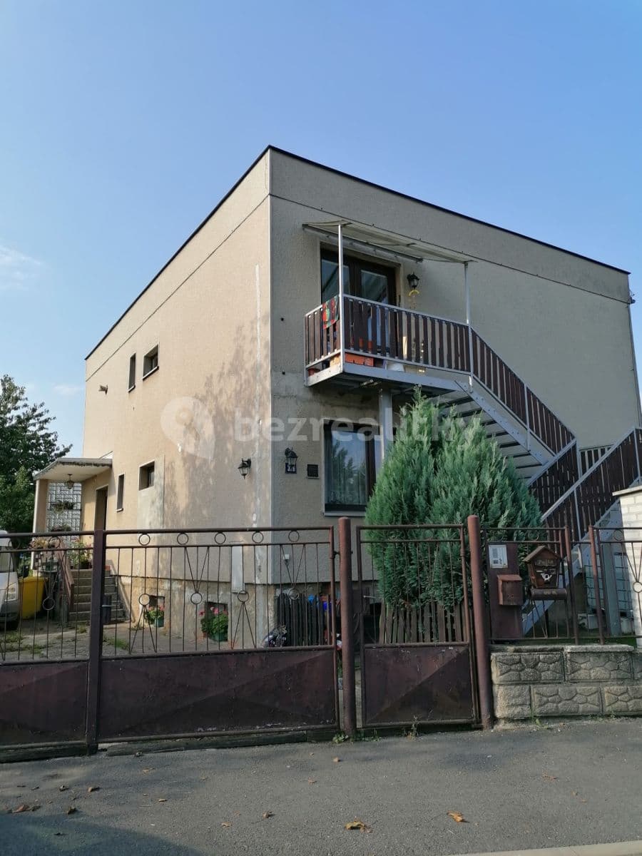 Prenájom bytu 3-izbový 88 m², Nezvalova, Jirny, Středočeský kraj Prenájom bytu 3-izbový 88 m², Nezvalova, Jirny, Středočeský kraj