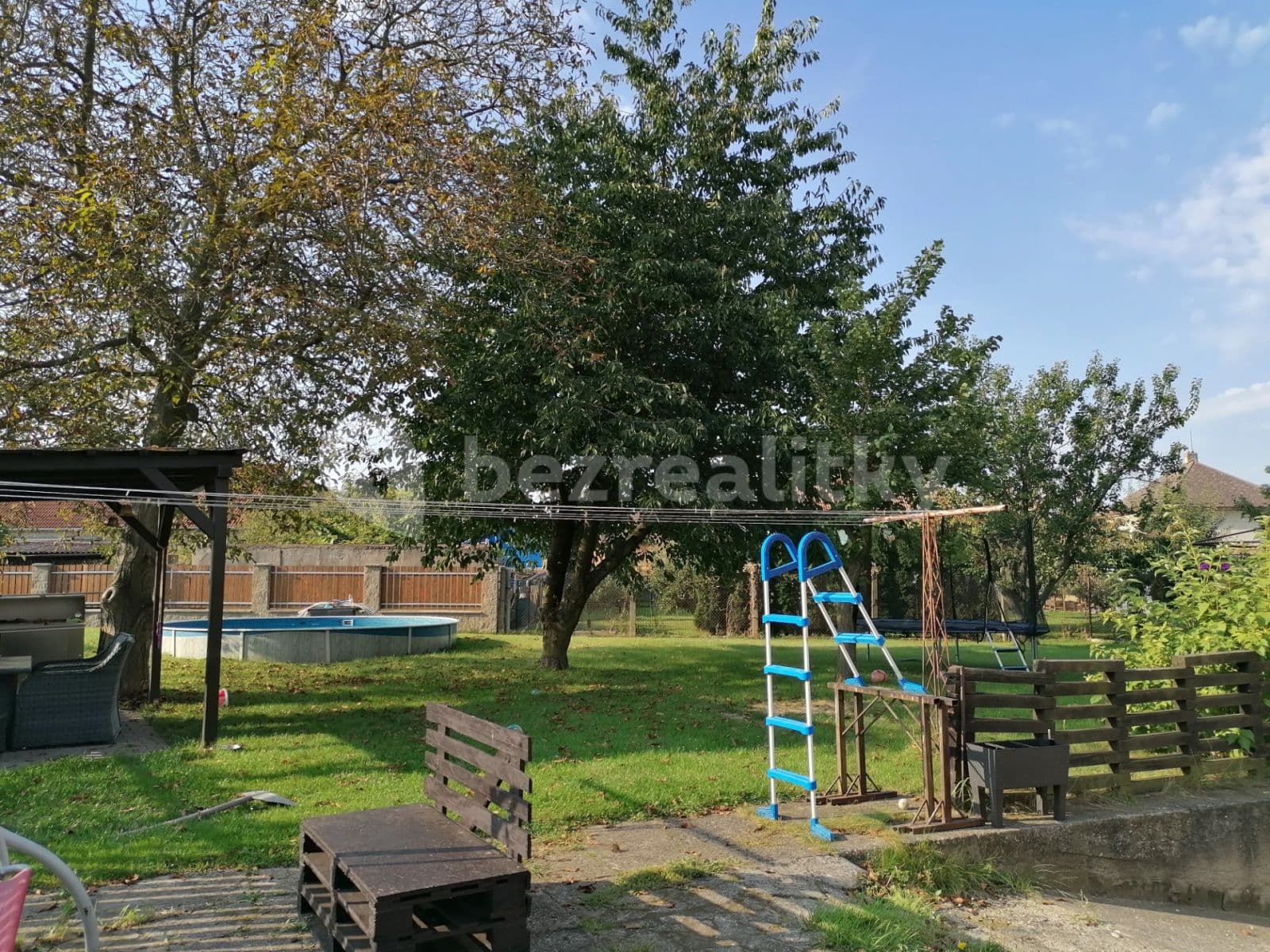 Prenájom bytu 3-izbový 88 m², Nezvalova, Jirny, Středočeský kraj Prenájom bytu 3-izbový 88 m², Nezvalova, Jirny, Středočeský kraj