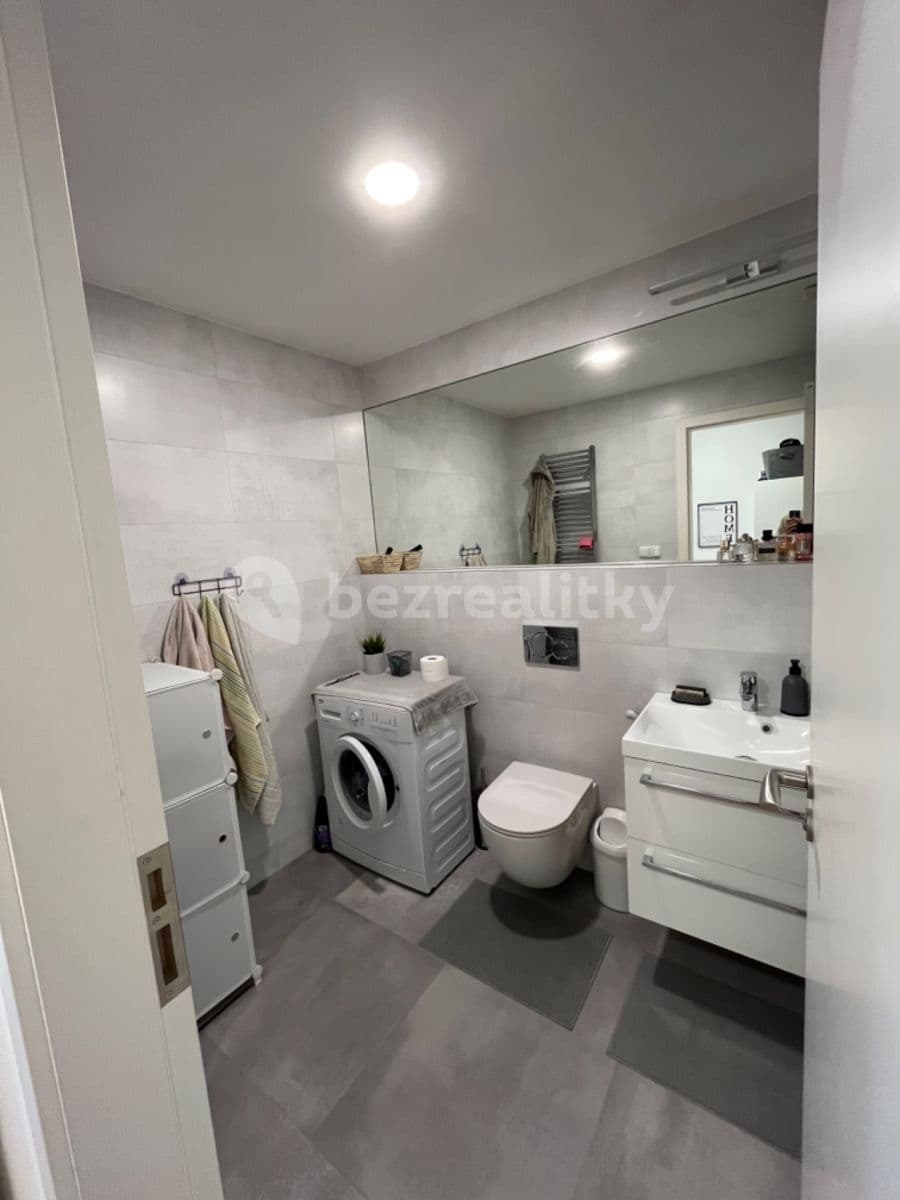 Prenájom bytu 2-izbový 63 m², Žalanského, Praha, Praha Prenájom bytu 2-izbový 63 m², Žalanského, Praha, Praha