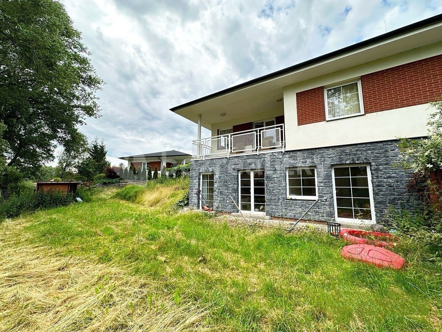 Prenájom domu 178 m², pozemek 440 m², Nad Mlýnem, Praha, Praha Prenájom domu 178 m², pozemek 440 m², Nad Mlýnem, Praha, Praha