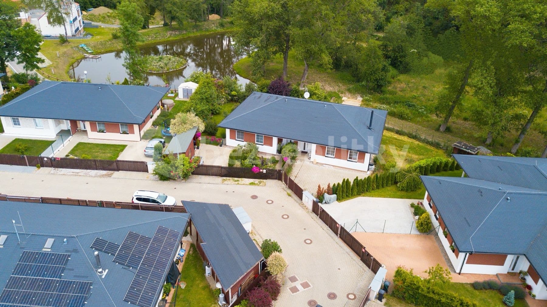 Prenájom domu 178 m², pozemek 440 m², Nad Mlýnem, Praha, Praha Prenájom domu 178 m², pozemek 440 m², Nad Mlýnem, Praha, Praha