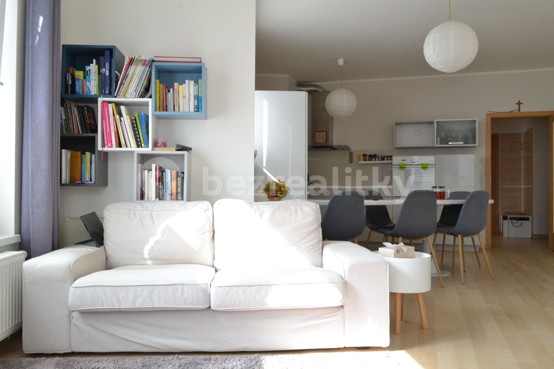Prenájom bytu 2-izbový 71 m², Sazovická, Praha, Praha Prenájom bytu 2-izbový 71 m², Sazovická, Praha, Praha