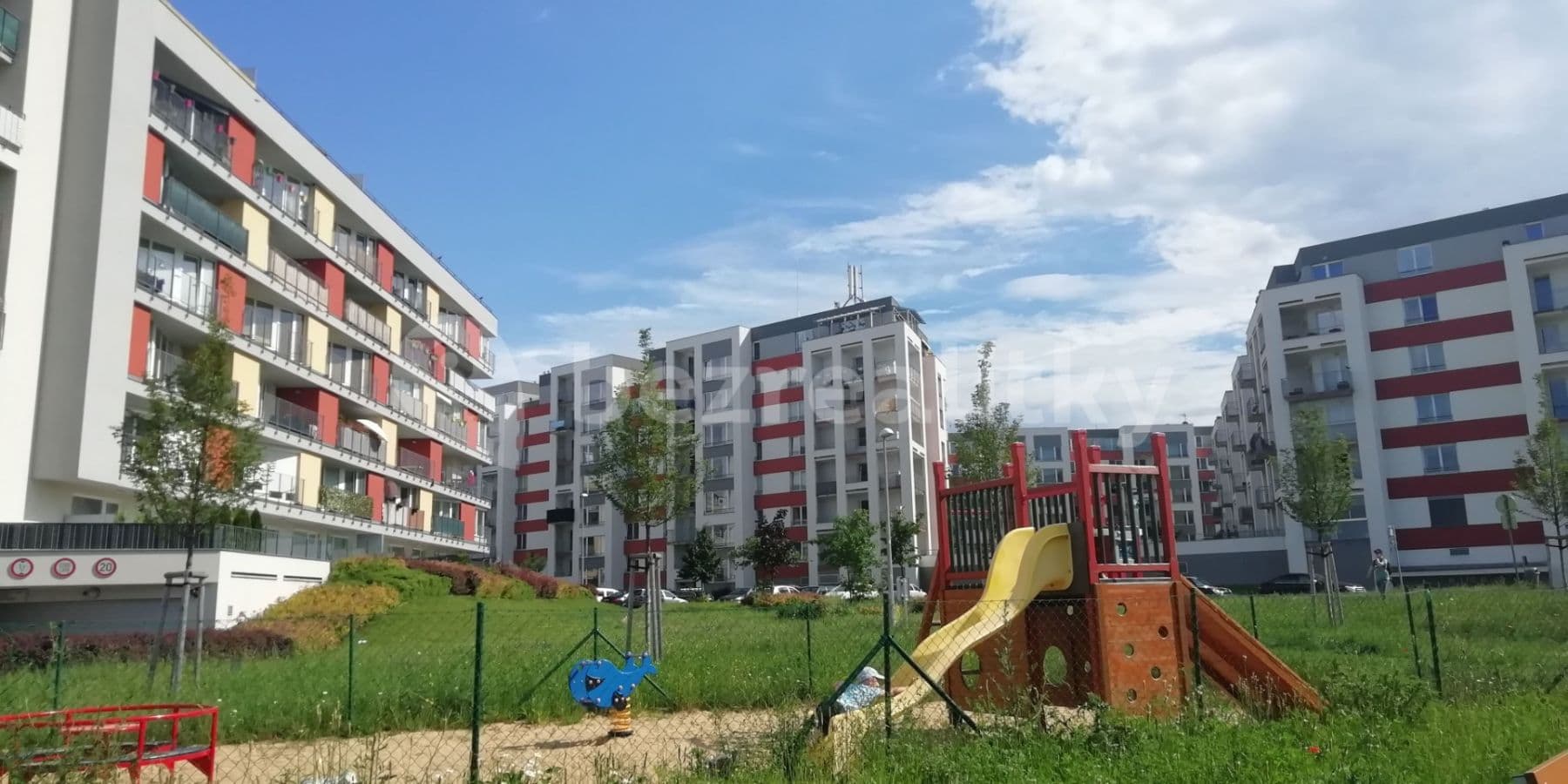 Prenájom bytu 2-izbový 71 m², Sazovická, Praha, Praha Prenájom bytu 2-izbový 71 m², Sazovická, Praha, Praha