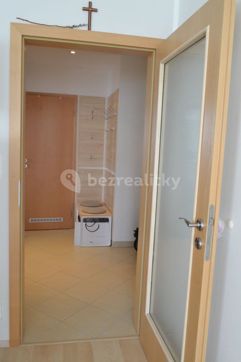 Prenájom bytu 2-izbový 71 m², Sazovická, Praha, Praha Prenájom bytu 2-izbový 71 m², Sazovická, Praha, Praha