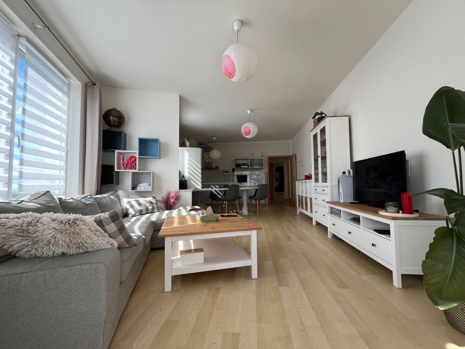 Prenájom bytu 2-izbový 71 m², Sazovická, Praha, Praha Prenájom bytu 2-izbový 71 m², Sazovická, Praha, Praha
