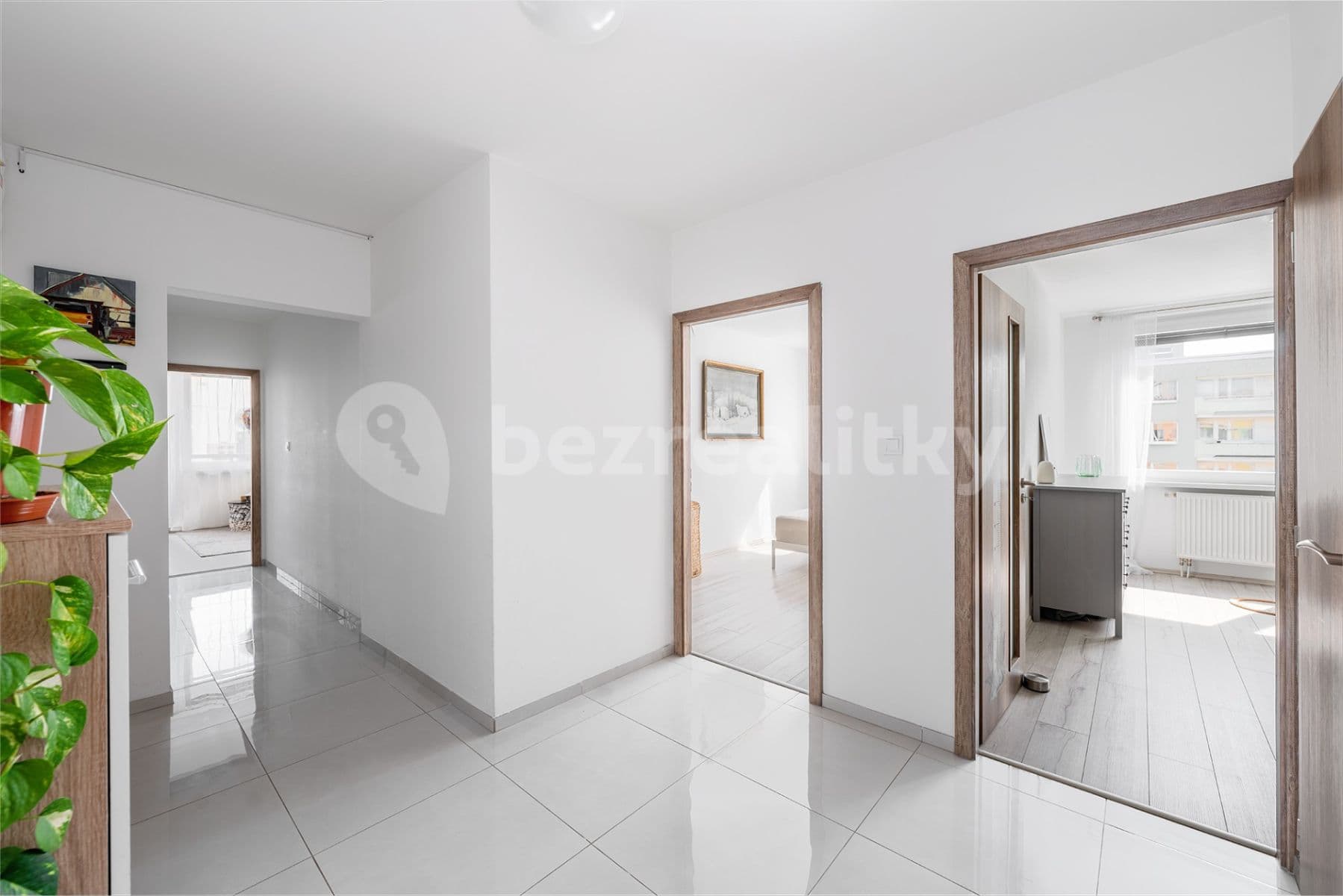 Prenájom bytu 3-izbový 79 m², Přecechtělova, Praha, Praha Prenájom bytu 3-izbový 79 m², Přecechtělova, Praha, Praha