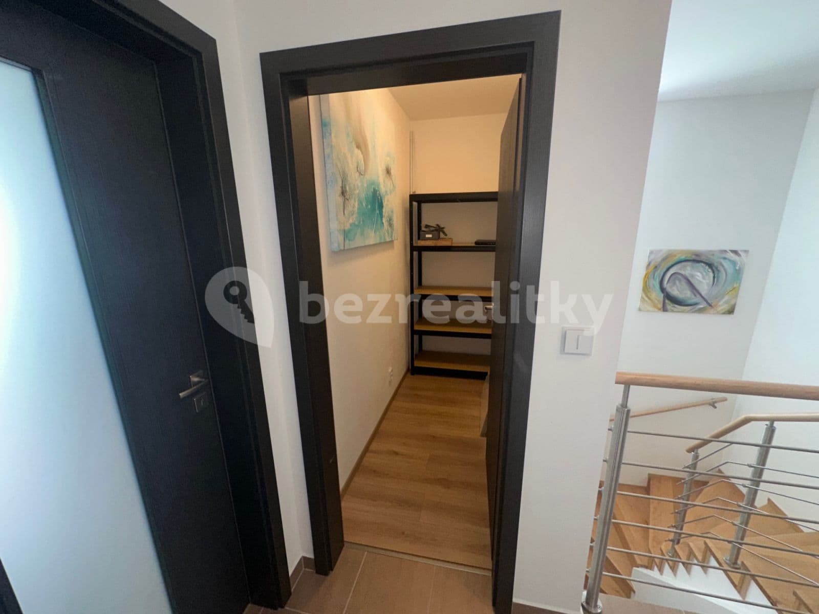 Prenájom domu 180 m², pozemek 351 m², Modřínová, Zruč-Senec, Plzeňský kraj Prenájom domu 180 m², pozemek 351 m², Modřínová, Zruč-Senec, Plzeňský kraj