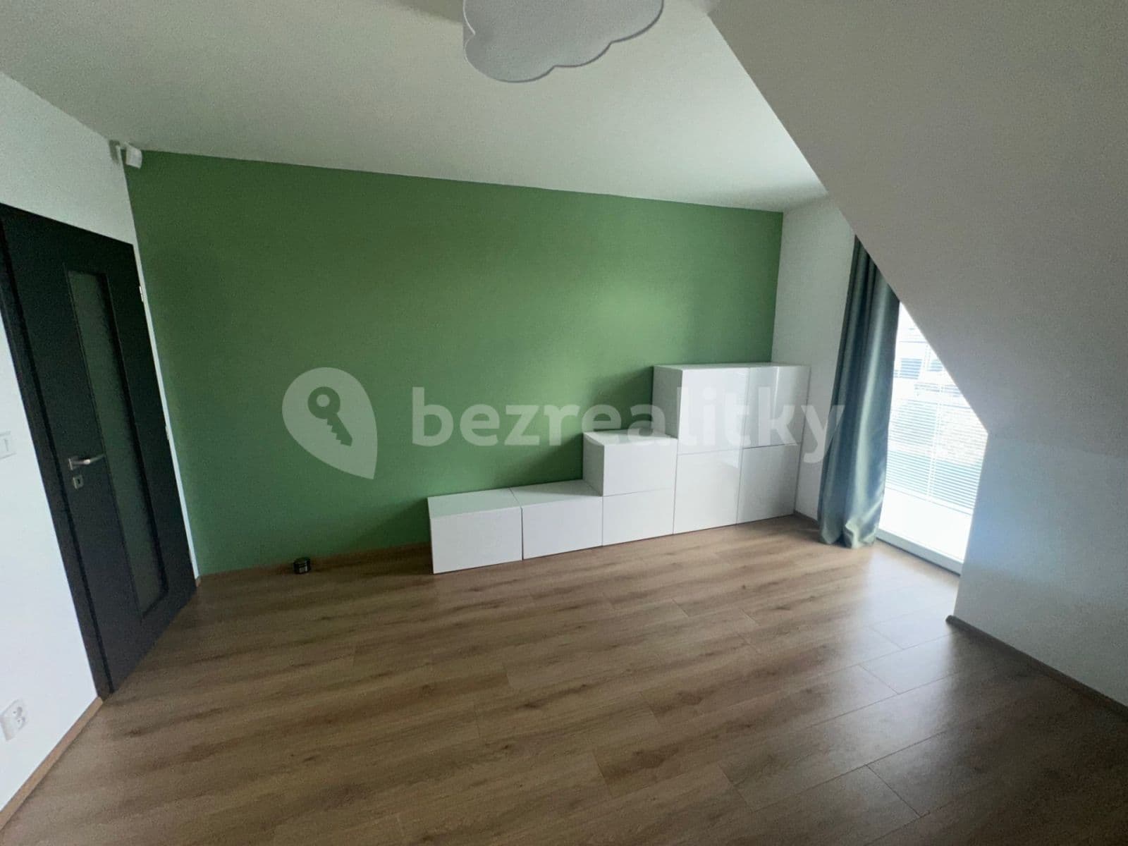 Prenájom domu 180 m², pozemek 351 m², Modřínová, Zruč-Senec, Plzeňský kraj Prenájom domu 180 m², pozemek 351 m², Modřínová, Zruč-Senec, Plzeňský kraj