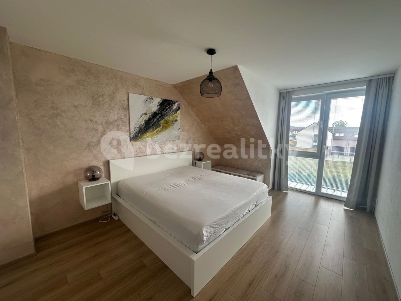 Prenájom domu 180 m², pozemek 351 m², Modřínová, Zruč-Senec, Plzeňský kraj Prenájom domu 180 m², pozemek 351 m², Modřínová, Zruč-Senec, Plzeňský kraj