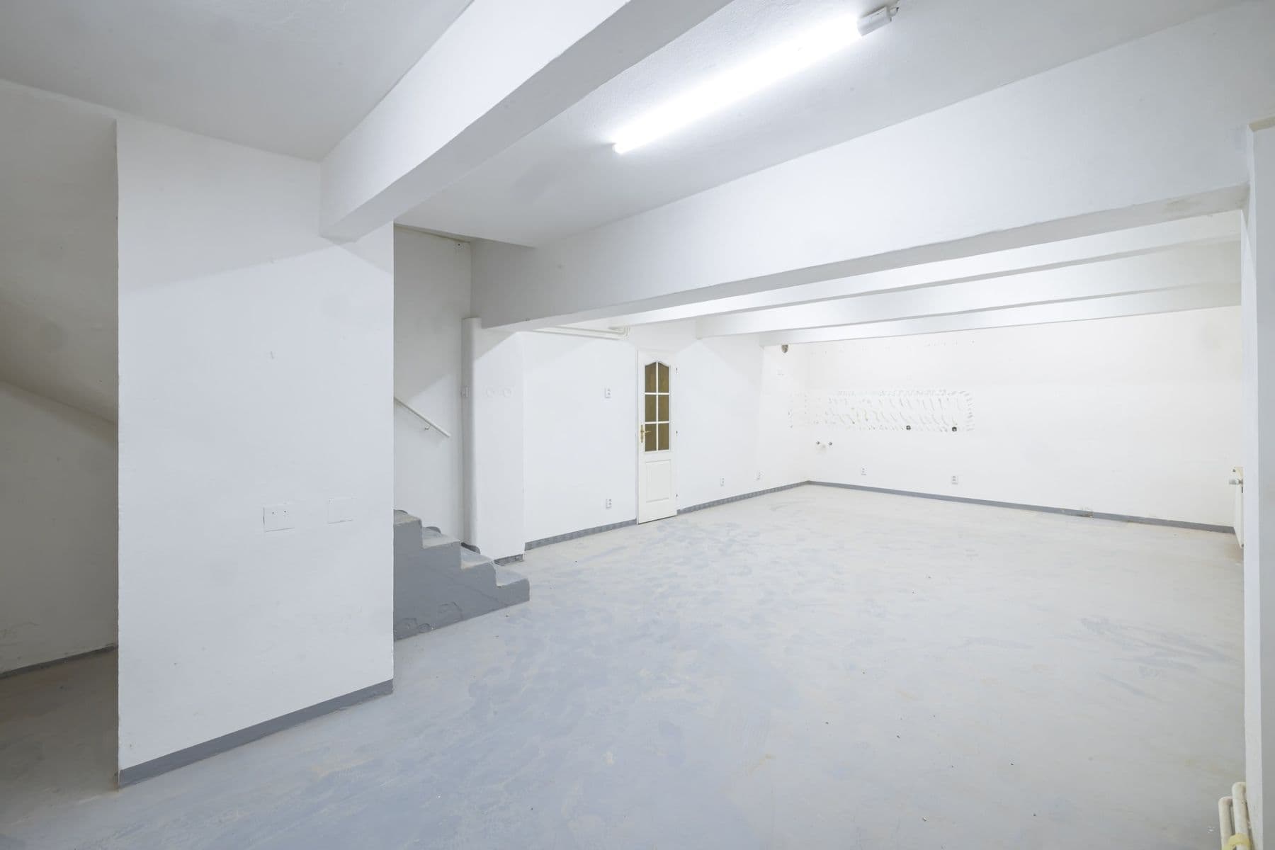 Predaj nebytového priestoru 161 m², Žerotínova, Praha, Praha Predaj nebytového priestoru 161 m², Žerotínova, Praha, Praha