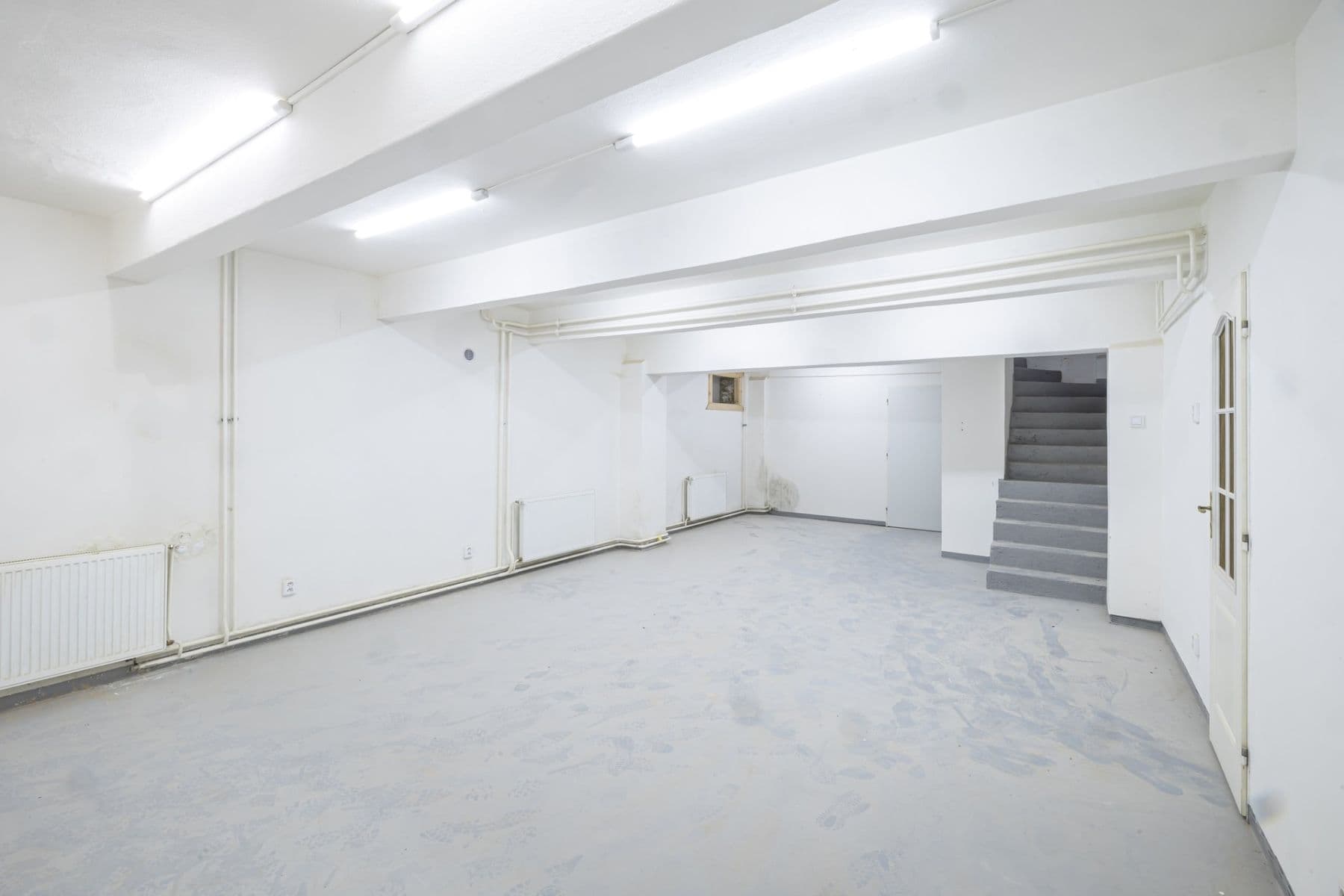 Predaj nebytového priestoru 161 m², Žerotínova, Praha, Praha Predaj nebytového priestoru 161 m², Žerotínova, Praha, Praha