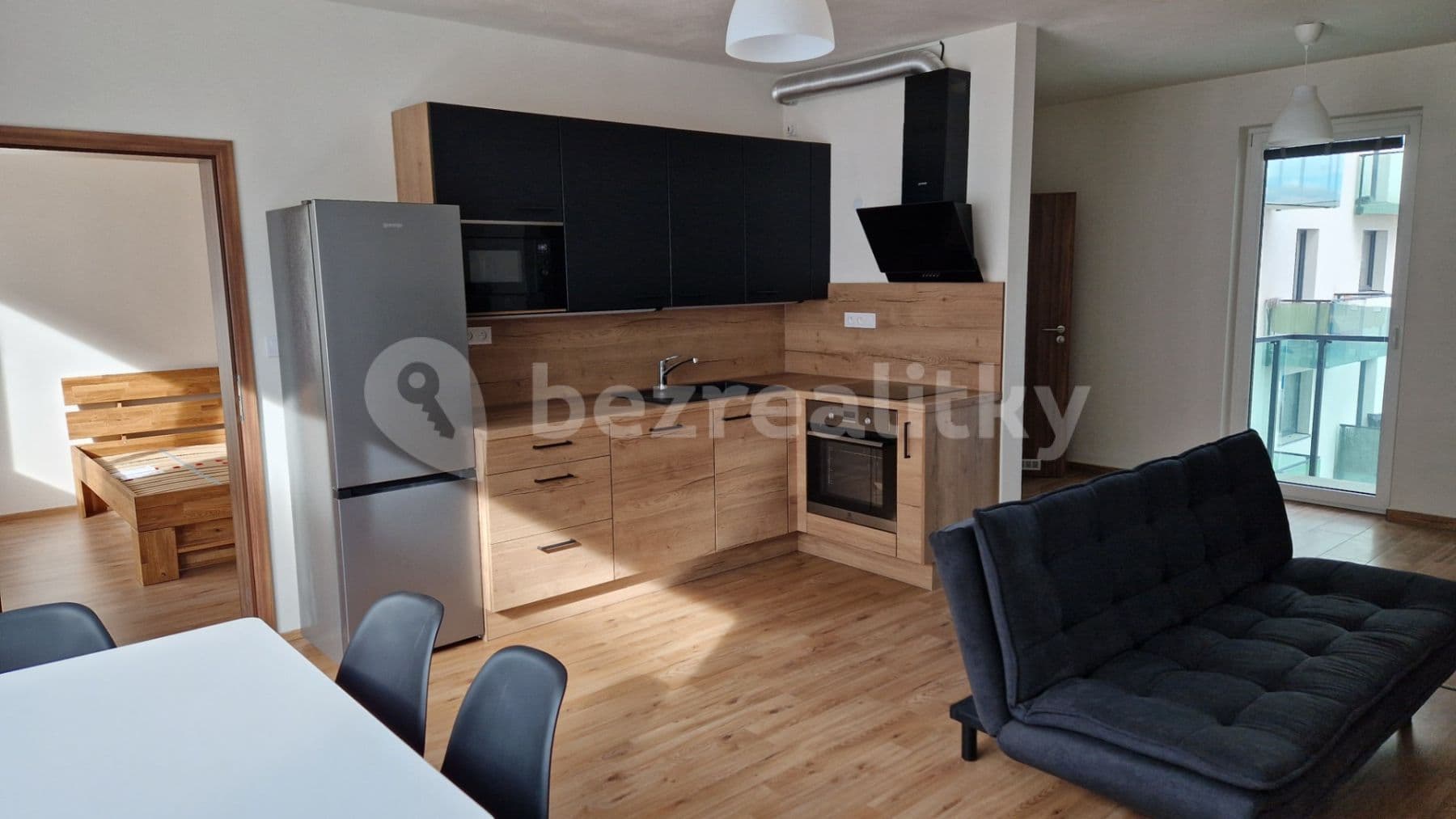 Prenájom bytu 2-izbový 59 m², Poděbradova, Plzeň, Plzeňský kraj Prenájom bytu 2-izbový 59 m², Poděbradova, Plzeň, Plzeňský kraj