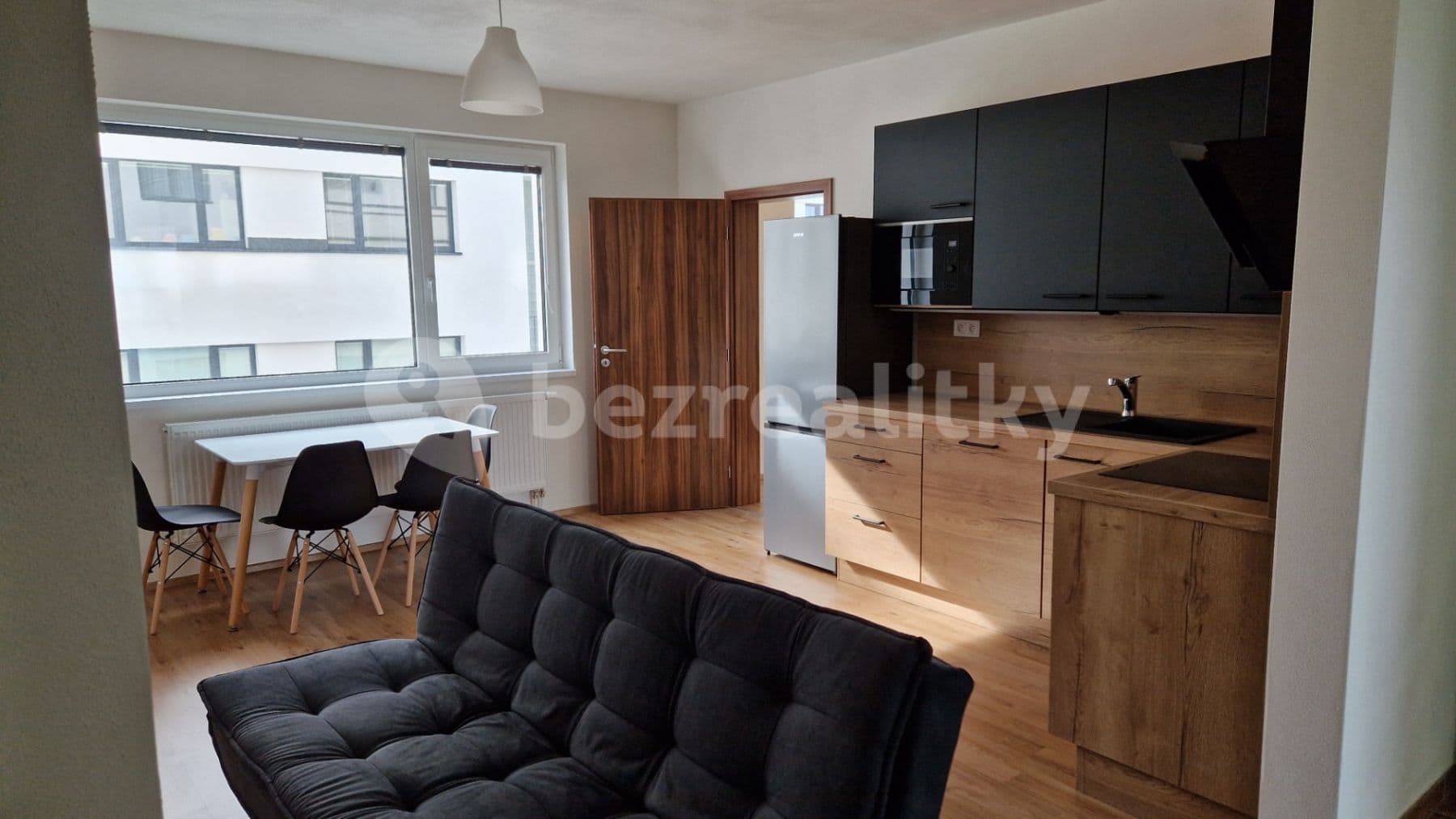 Prenájom bytu 2-izbový 59 m², Poděbradova, Plzeň, Plzeňský kraj Prenájom bytu 2-izbový 59 m², Poděbradova, Plzeň, Plzeňský kraj