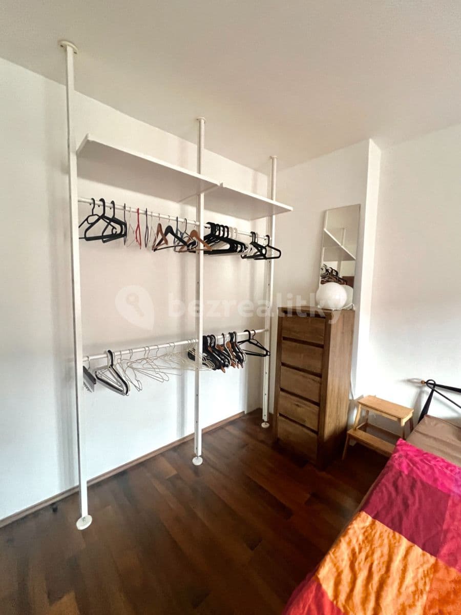 Prenájom bytu 2-izbový 53 m², Studentská, Ústí nad Labem, Ústecký kraj Prenájom bytu 2-izbový 53 m², Studentská, Ústí nad Labem, Ústecký kraj