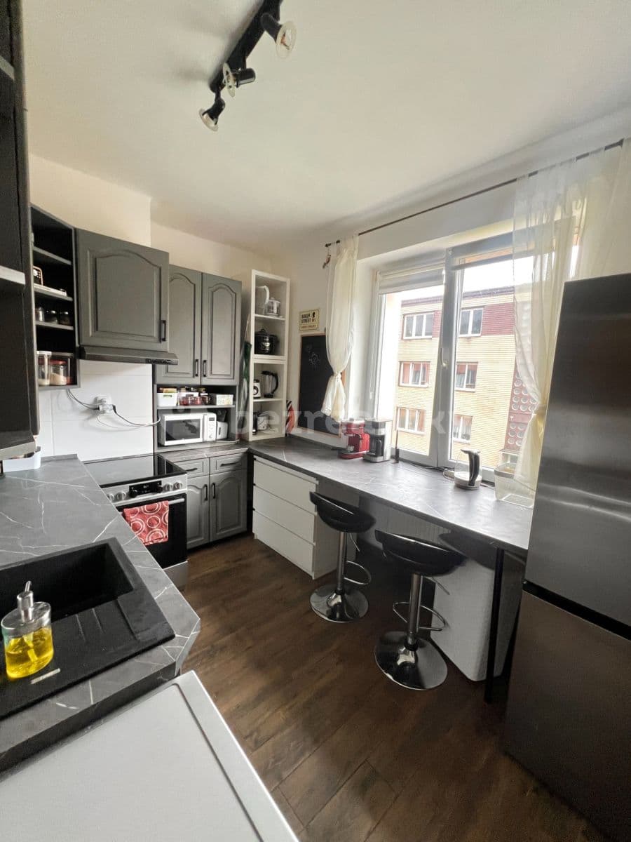 Prenájom bytu 2-izbový 53 m², Studentská, Ústí nad Labem, Ústecký kraj Prenájom bytu 2-izbový 53 m², Studentská, Ústí nad Labem, Ústecký kraj