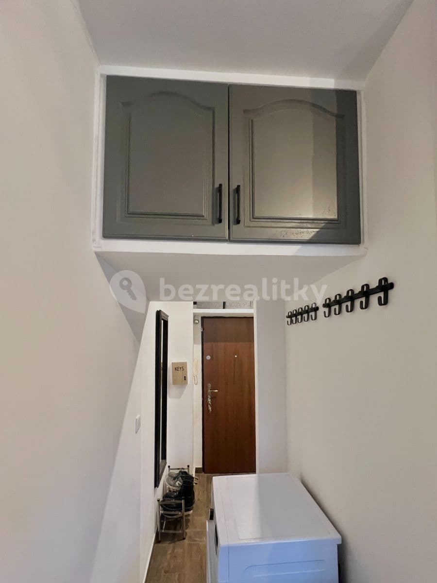 Prenájom bytu 2-izbový 53 m², Studentská, Ústí nad Labem, Ústecký kraj Prenájom bytu 2-izbový 53 m², Studentská, Ústí nad Labem, Ústecký kraj