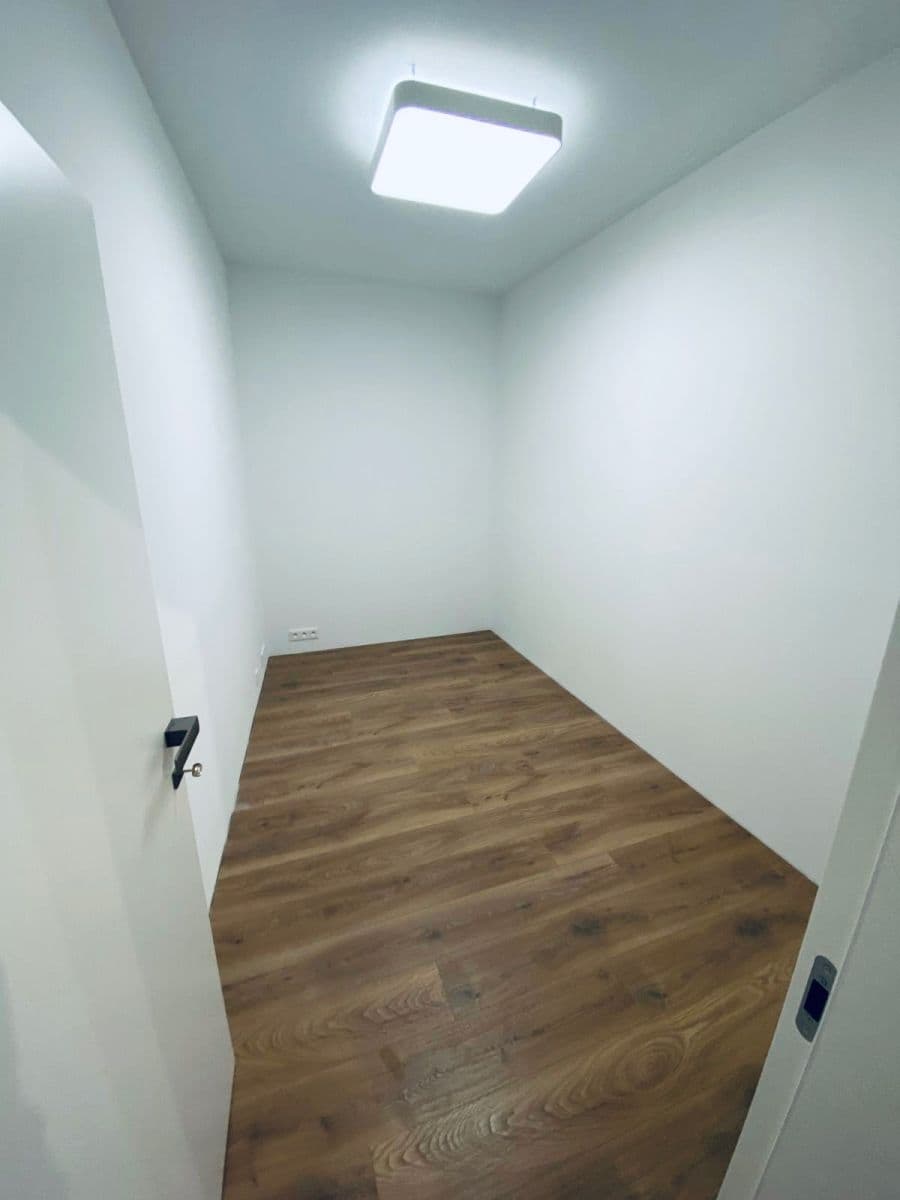 Prenájom bytu 2-izbový 58 m², Milady Horákové, Praha, Praha Prenájom bytu 2-izbový 58 m², Milady Horákové, Praha, Praha