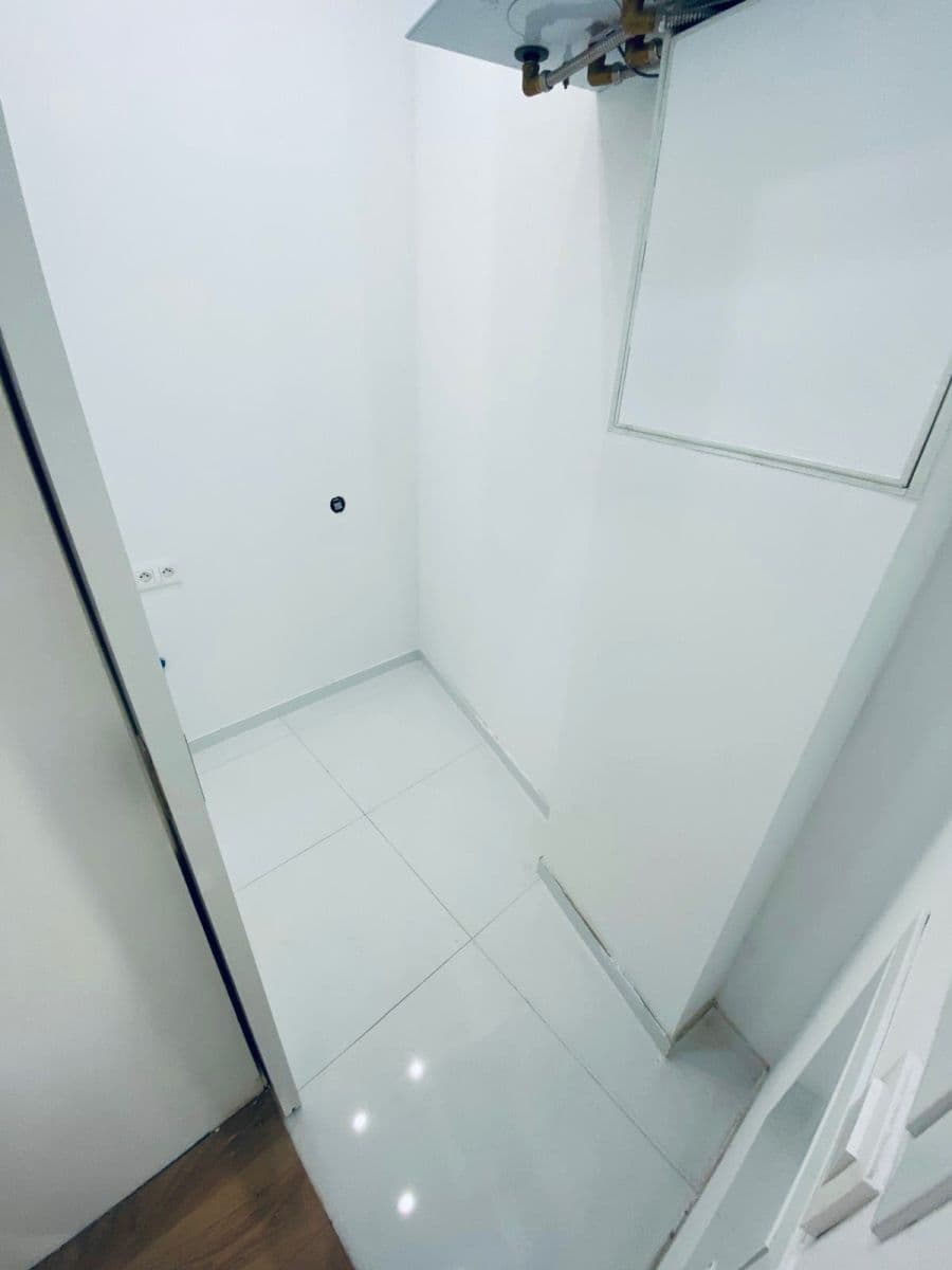 Prenájom bytu 2-izbový 58 m², Milady Horákové, Praha, Praha Prenájom bytu 2-izbový 58 m², Milady Horákové, Praha, Praha