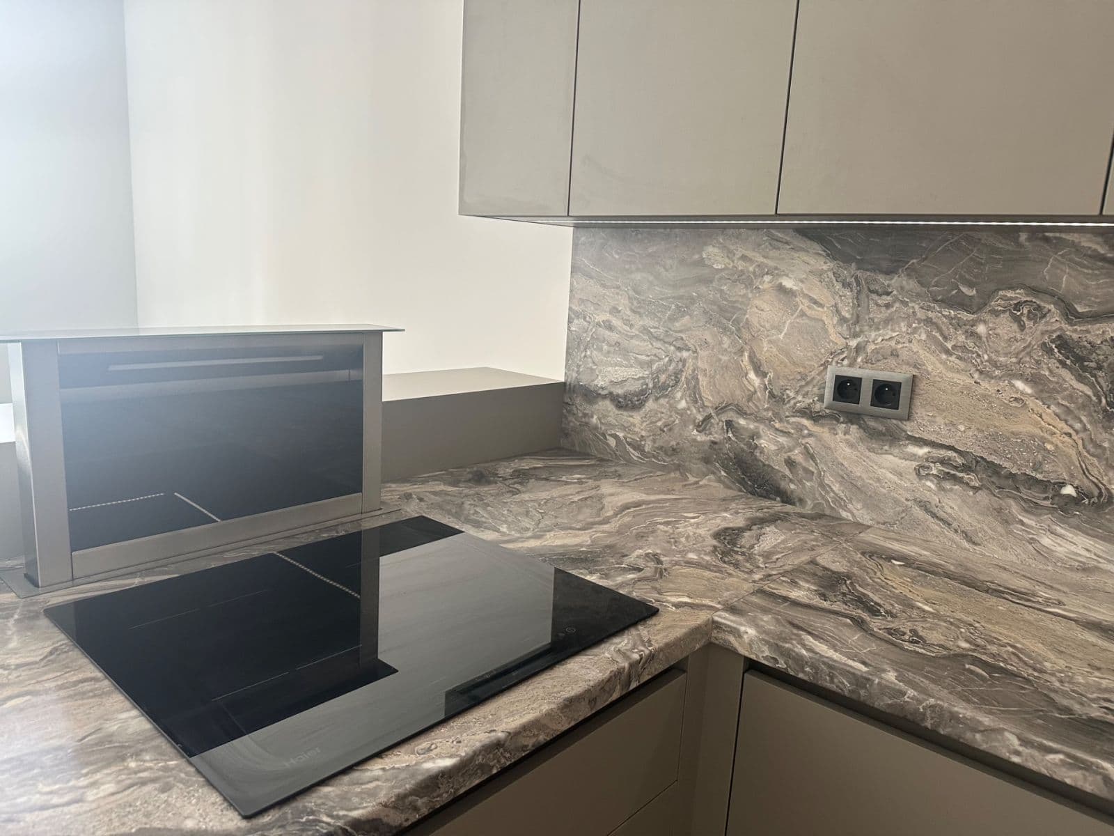 Prenájom bytu 2-izbový 58 m², Milady Horákové, Praha, Praha Prenájom bytu 2-izbový 58 m², Milady Horákové, Praha, Praha