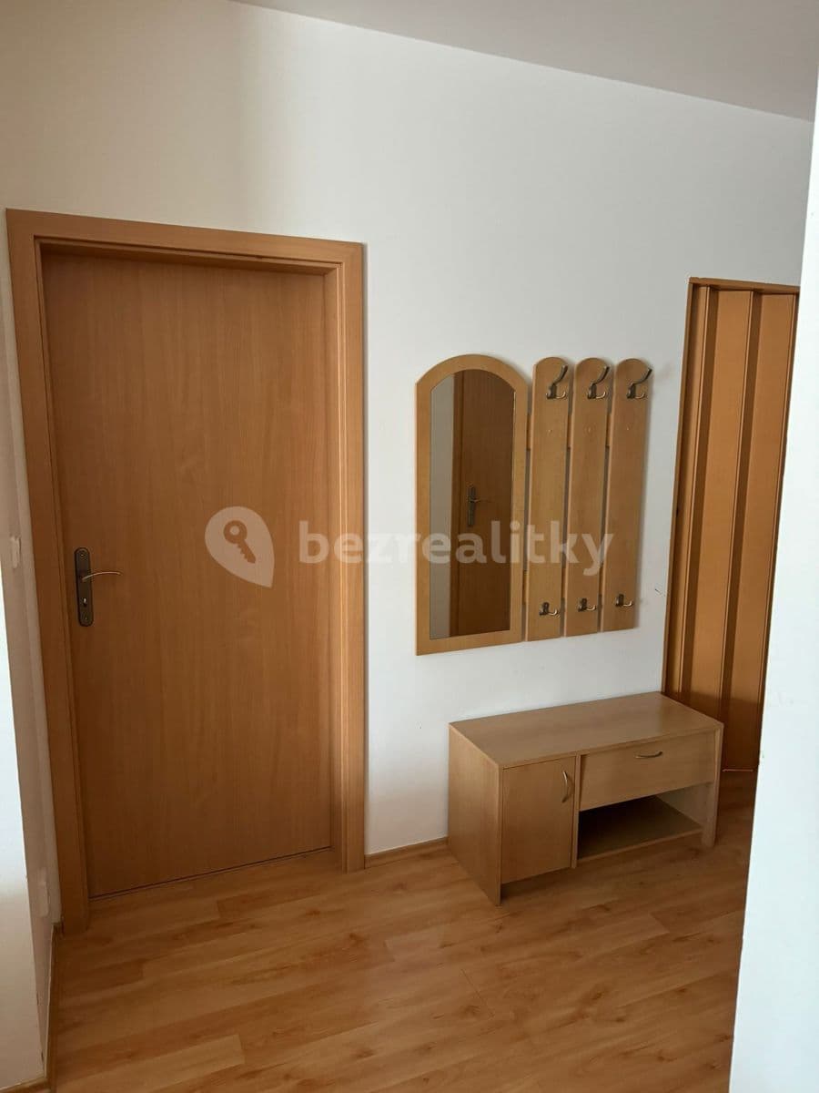 Prenájom bytu 2-izbový 47 m², Boženy Koutníkové, Čelákovice, Středočeský kraj Prenájom bytu 2-izbový 47 m², Boženy Koutníkové, Čelákovice, Středočeský kraj