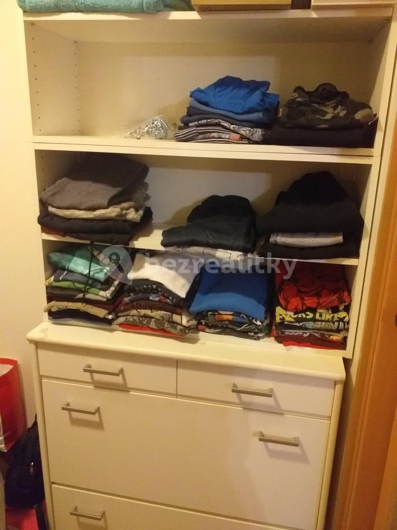 Prenájom bytu 2-izbový 47 m², Boženy Koutníkové, Čelákovice, Středočeský kraj Prenájom bytu 2-izbový 47 m², Boženy Koutníkové, Čelákovice, Středočeský kraj