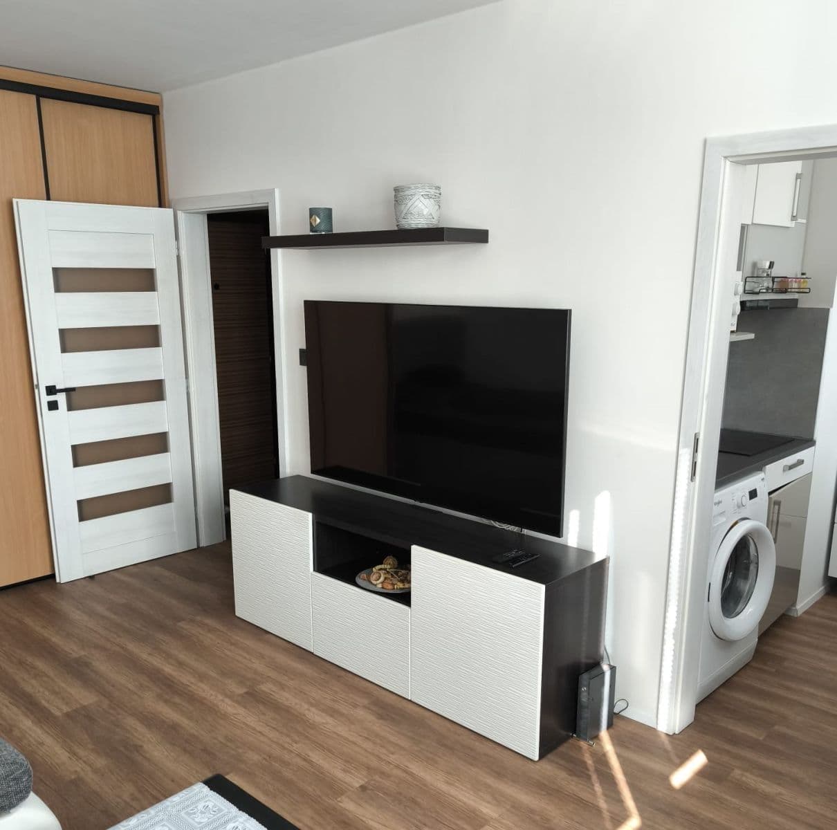 Prenájom bytu 1-izbový 31 m², Benkova, Praha, Praha Prenájom bytu 1-izbový 31 m², Benkova, Praha, Praha