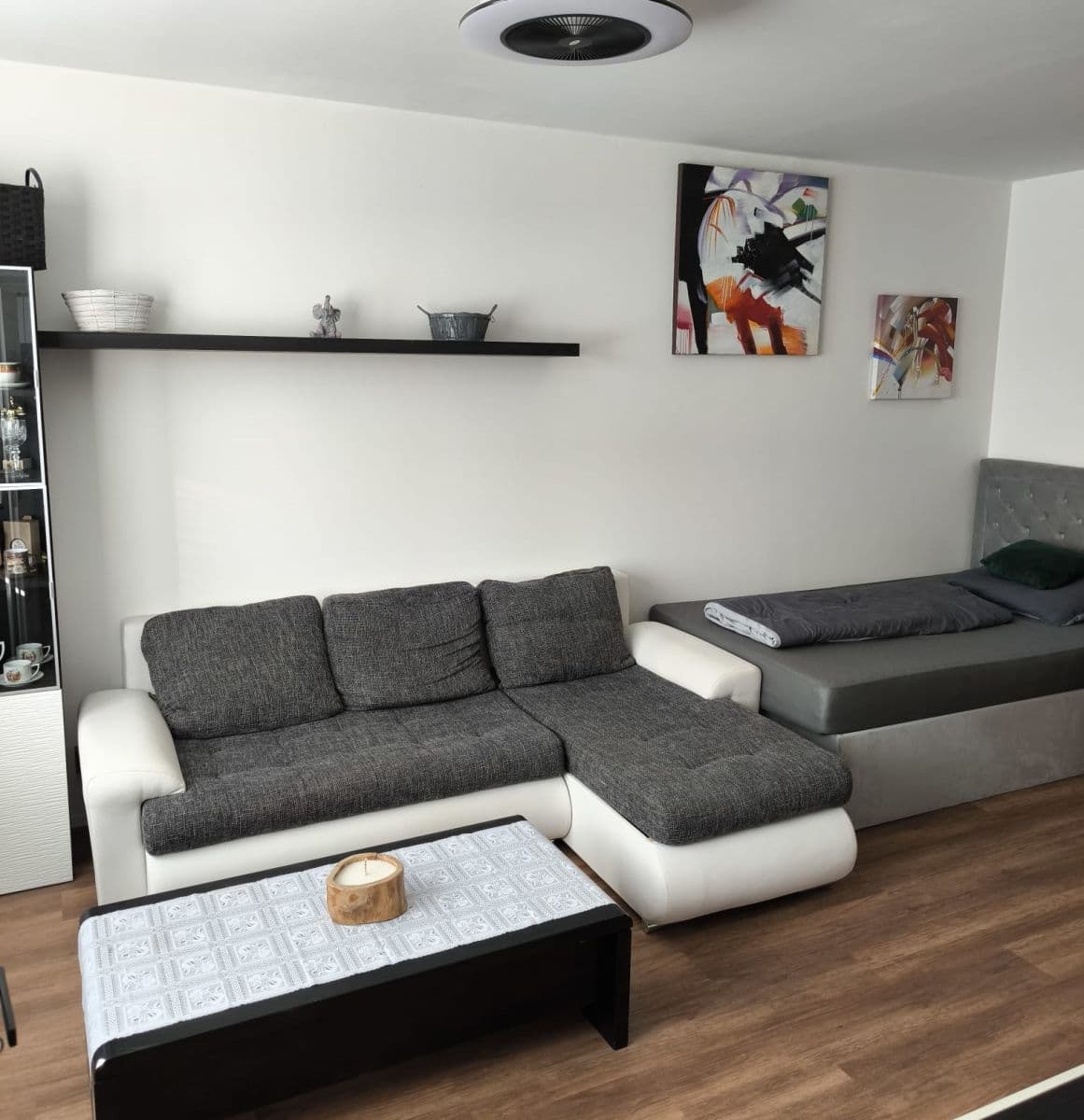 Prenájom bytu 1-izbový 31 m², Benkova, Praha, Praha Prenájom bytu 1-izbový 31 m², Benkova, Praha, Praha