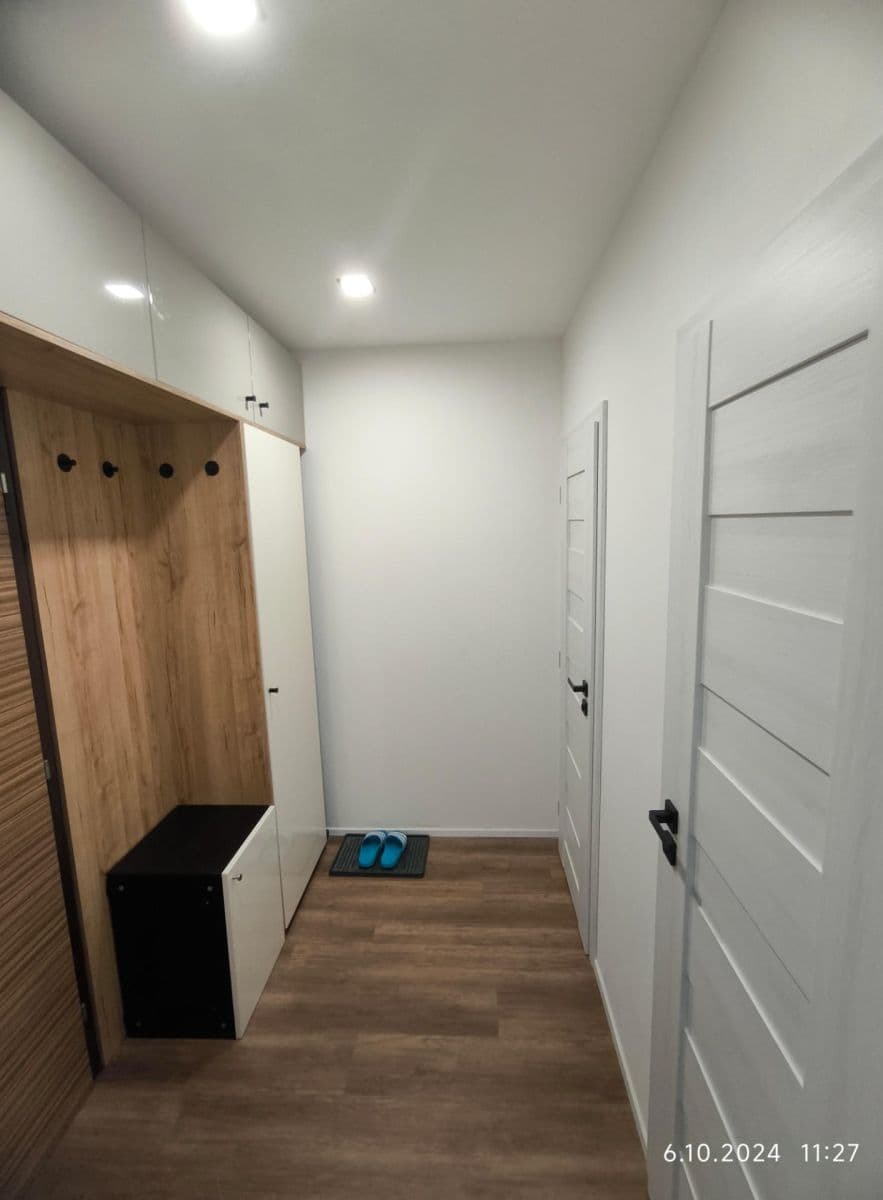Prenájom bytu 1-izbový 31 m², Benkova, Praha, Praha Prenájom bytu 1-izbový 31 m², Benkova, Praha, Praha