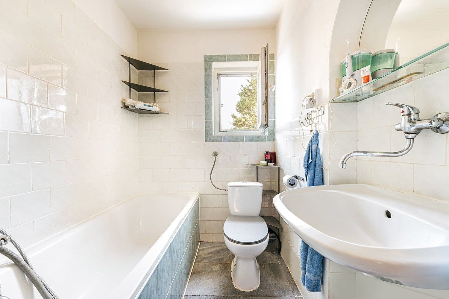 Predaj bytu 2-izbový 61 m², Bratislavská, Břeclav, Jihomoravský kraj Predaj bytu 2-izbový 61 m², Bratislavská, Břeclav, Jihomoravský kraj