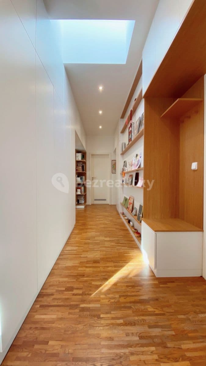 Prenájom bytu 3-izbový 82 m², Buchovcova, Praha, Praha Prenájom bytu 3-izbový 82 m², Buchovcova, Praha, Praha