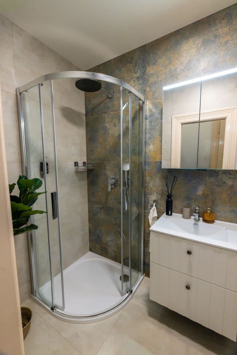 Prenájom bytu 160 m², Ruská, Praha, Praha Prenájom bytu 160 m², Ruská, Praha, Praha