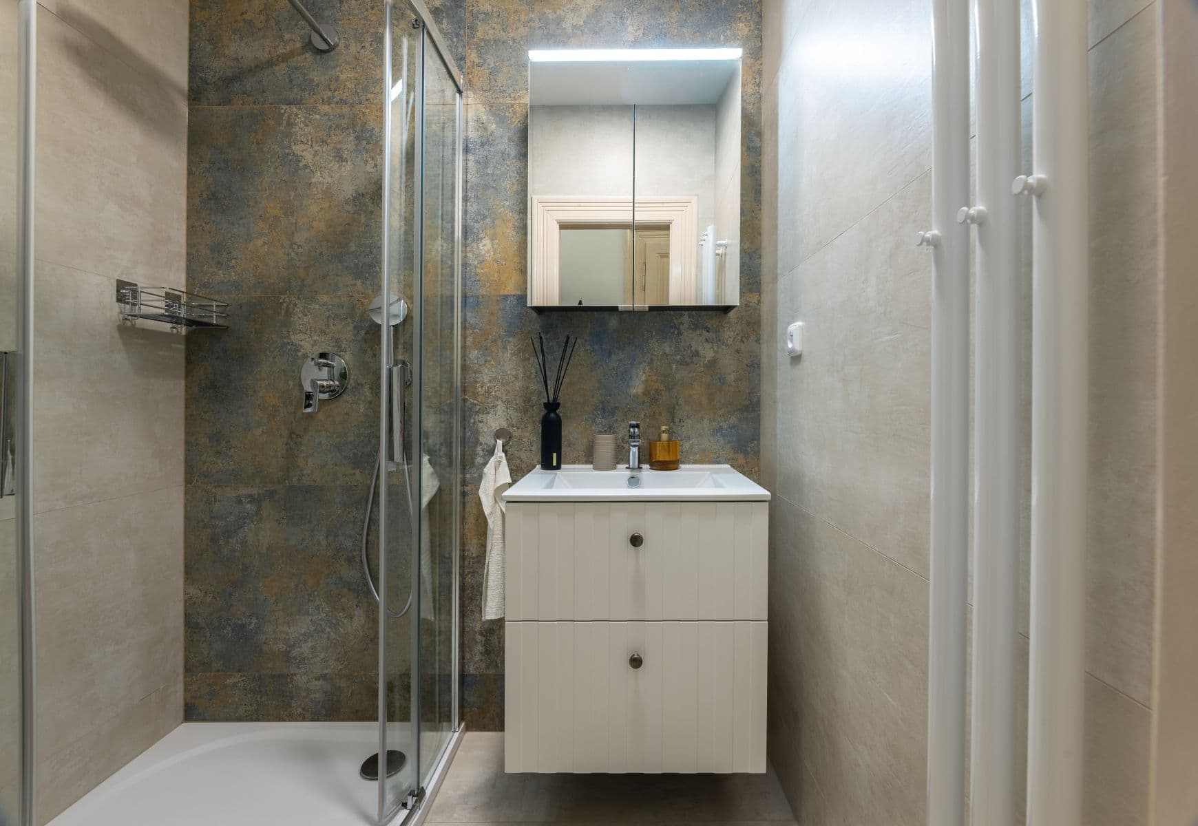 Prenájom bytu 160 m², Ruská, Praha, Praha Prenájom bytu 160 m², Ruská, Praha, Praha