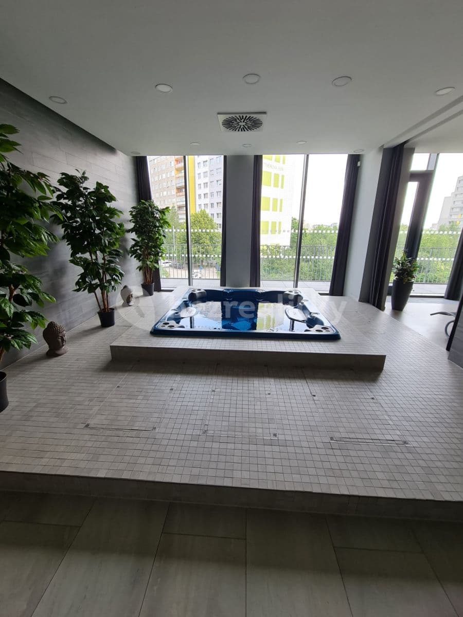 Prenájom bytu 1-izbový 26 m², Mukařovského, Praha, Praha Prenájom bytu 1-izbový 26 m², Mukařovského, Praha, Praha