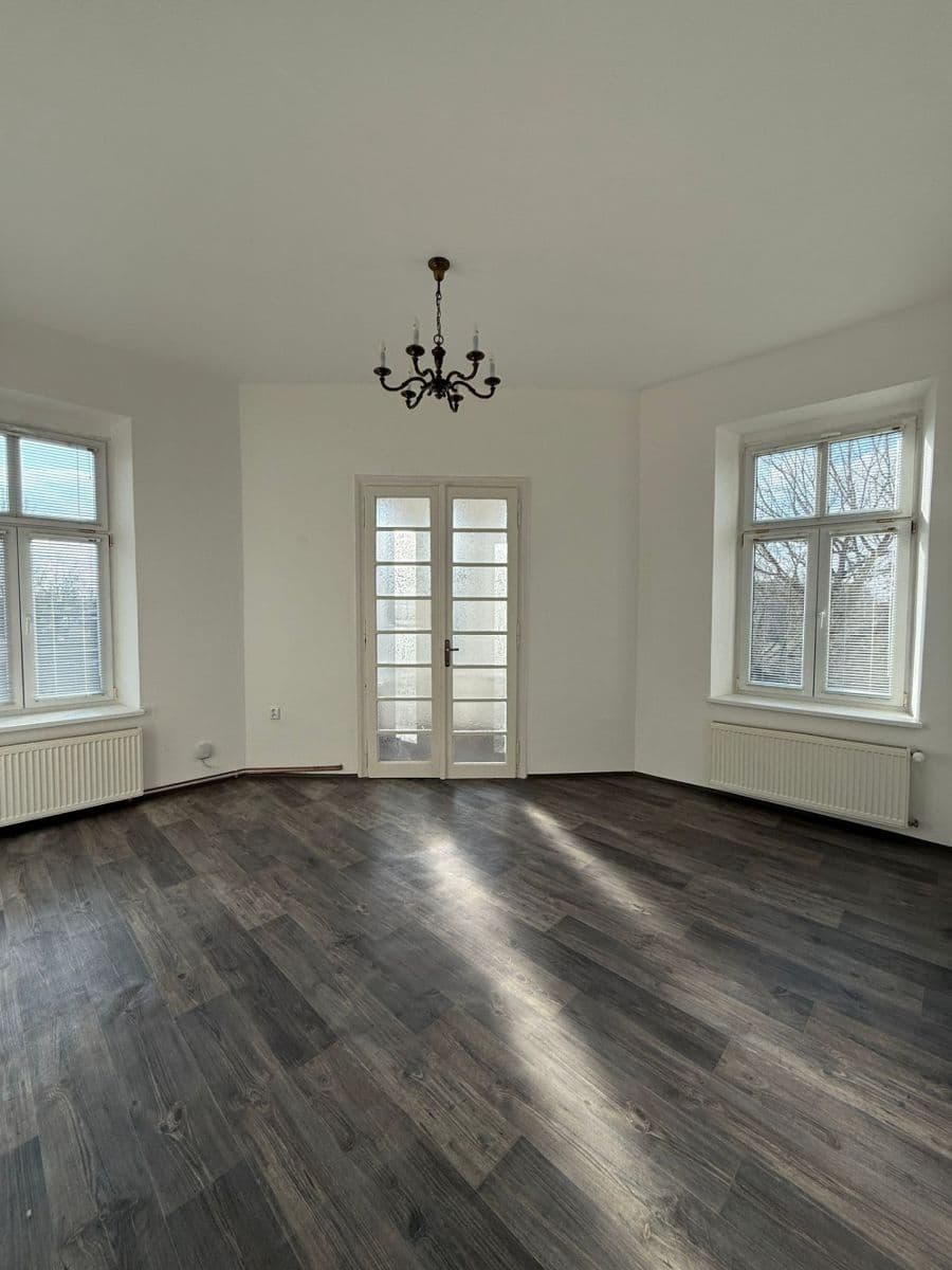 Prenájom bytu 3-izbový 92 m², Ostrovní, Litoměřice, Ústecký kraj Prenájom bytu 3-izbový 92 m², Ostrovní, Litoměřice, Ústecký kraj