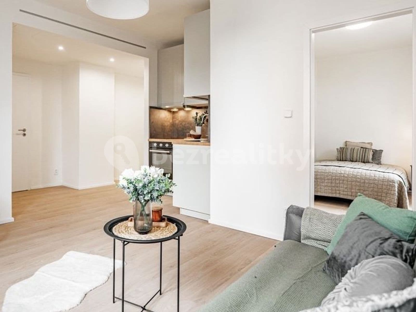 Prenájom bytu 3-izbový 50 m², U Blaženky, Praha, Praha Prenájom bytu 3-izbový 50 m², U Blaženky, Praha, Praha